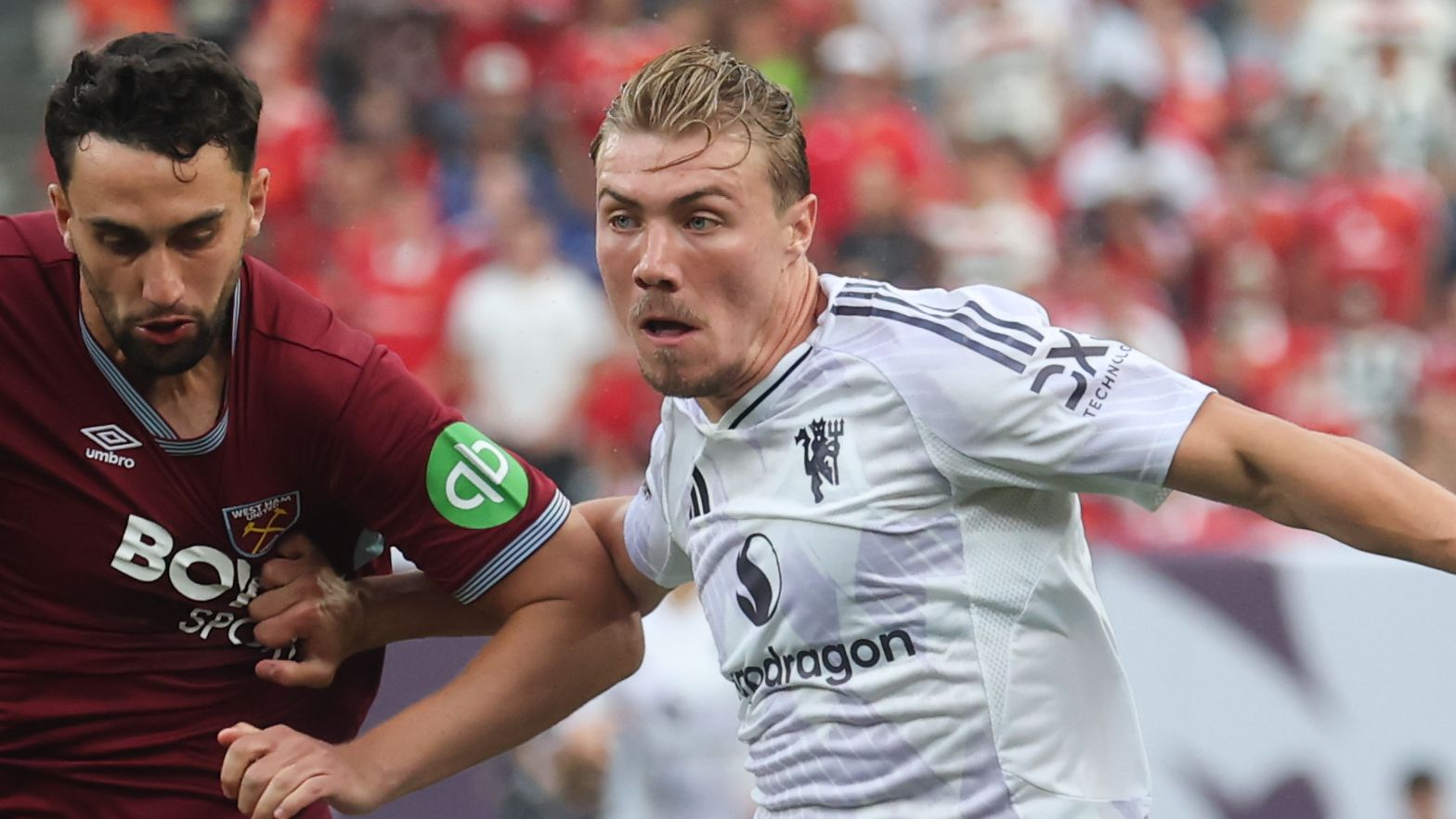 Rasmus Hojlund exit? Man Utd suitors fly to England to pursue move amid Benjamin Sesko transfer