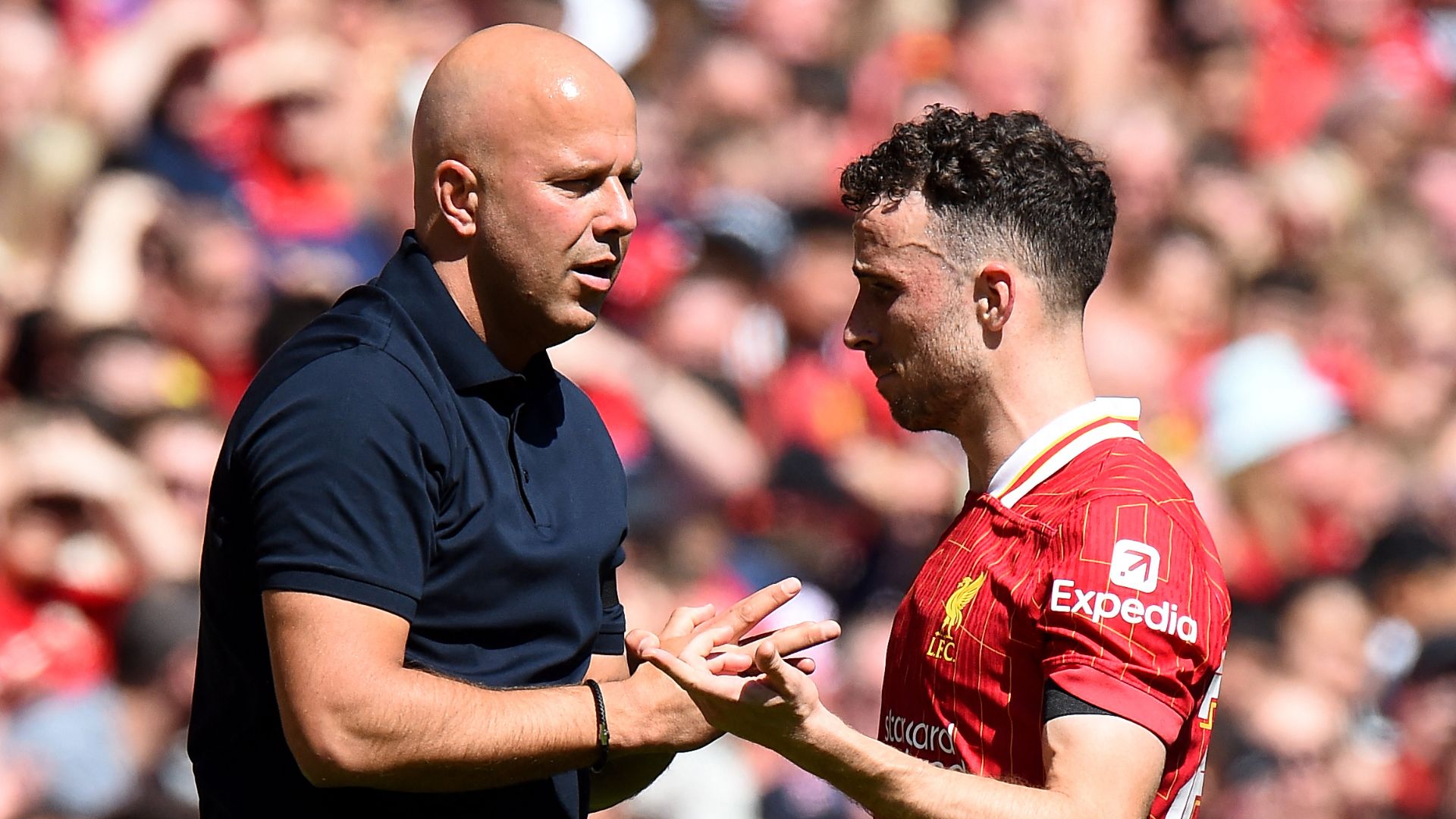 'I'm extremely proud' - Arne Slot praises Liverpool squad for their 'strength and courage' after the passing of Diogo Jota
