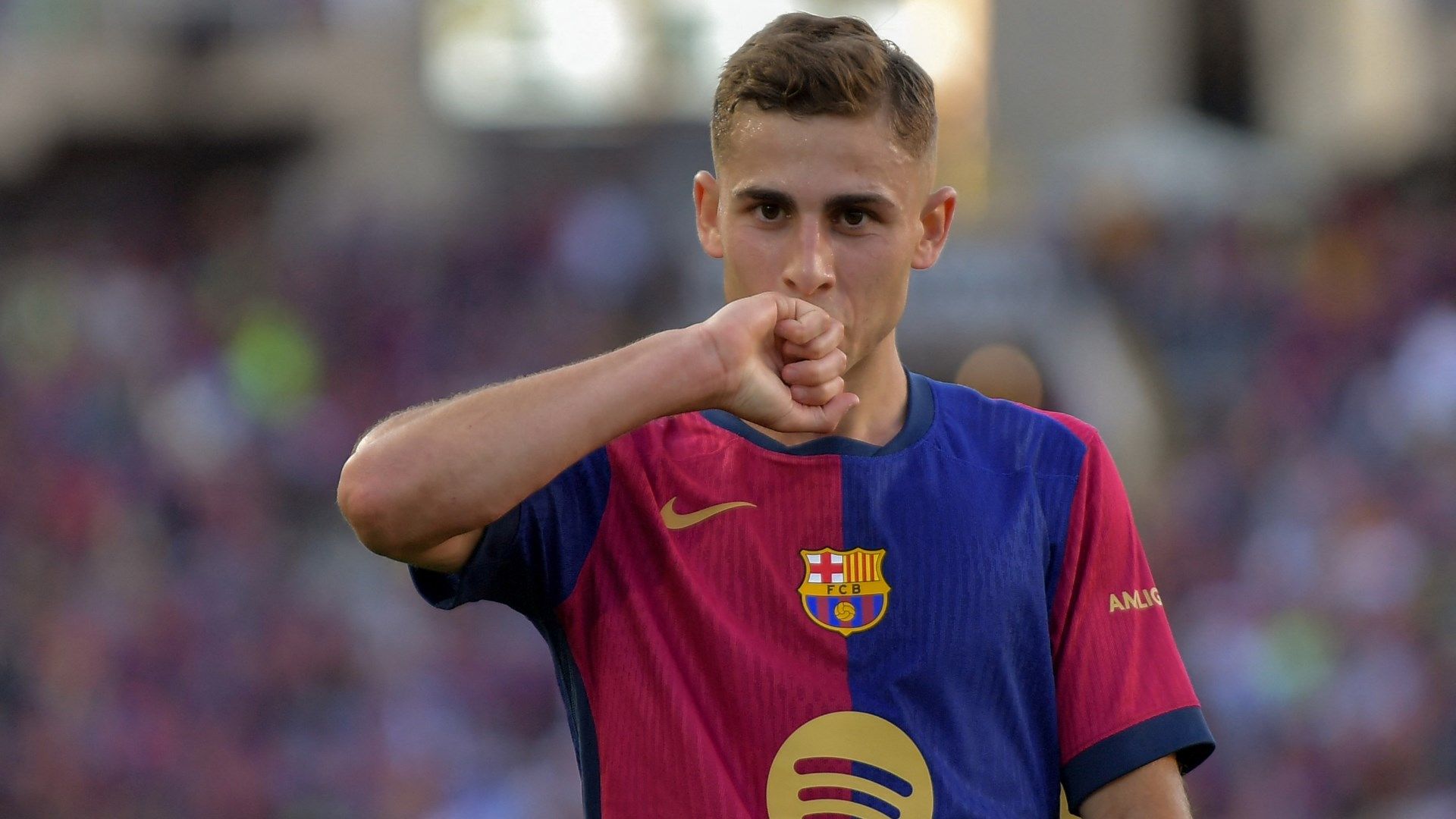 Man Utd see door slammed shut on €70m pursuit of Barcelona star as Hansi Flick blocks transfer