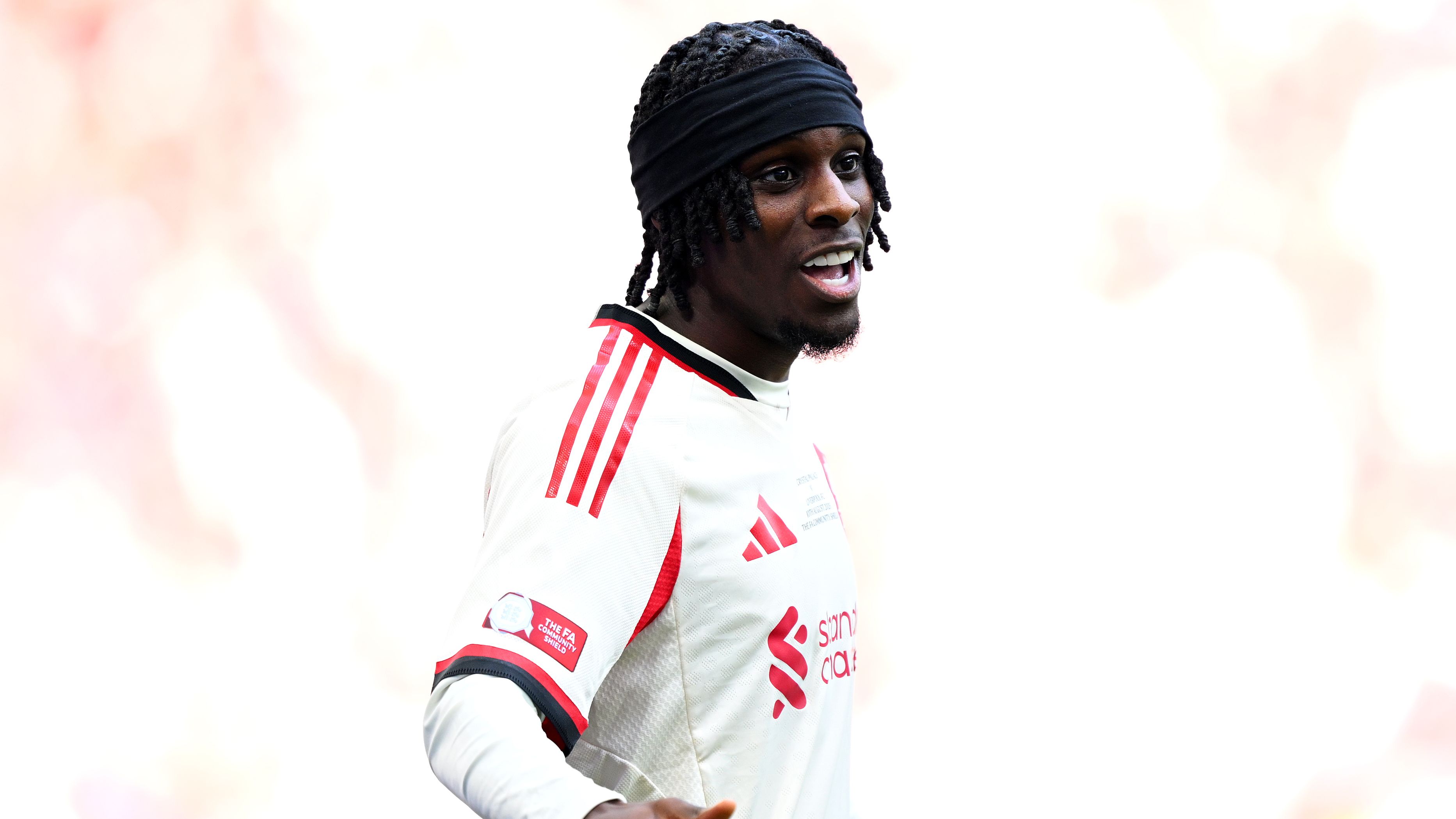 Liverpool handed Mohamed Salah warning after Egyptian drops 'worrying performance' in Crystal Palace defeat