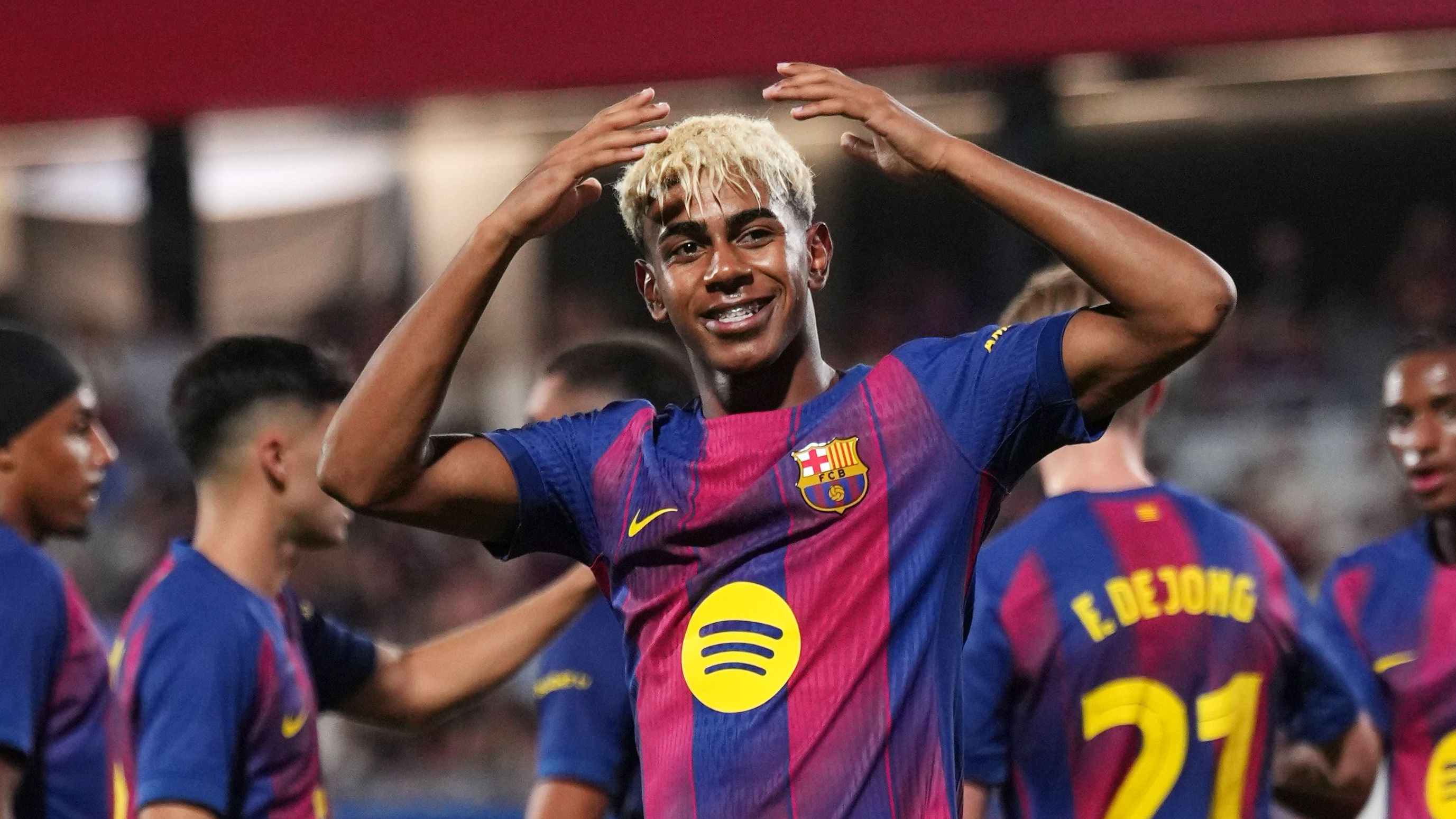 'Find balance!' - Lamine Yamal fired warning by Barcelona team-mate Robert Lewandowski as off-field scandals threaten to take shine off career thus far