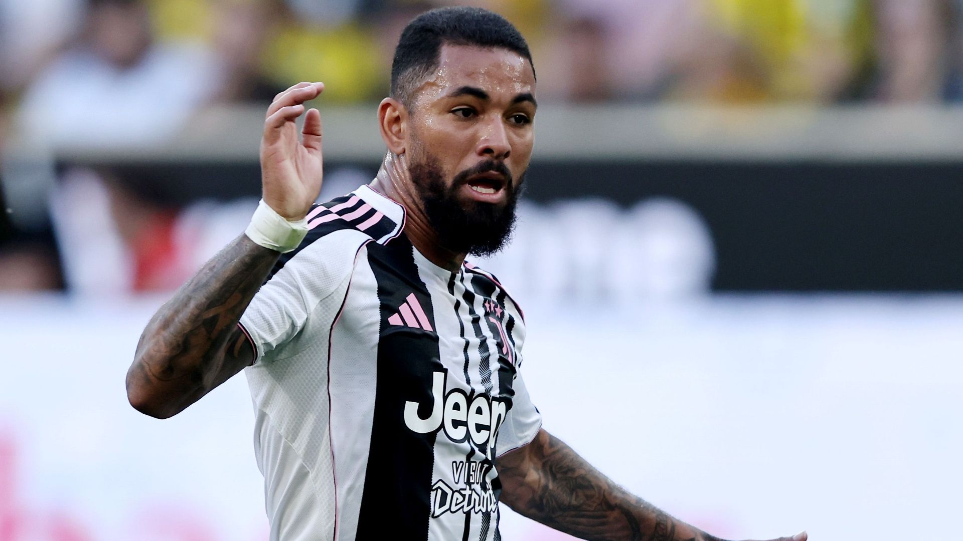 Douglas Luiz set for England return! Juventus midfielder closing in on Nottingham Forest transfer just a year after 'couples' move with Alisha Lehmann