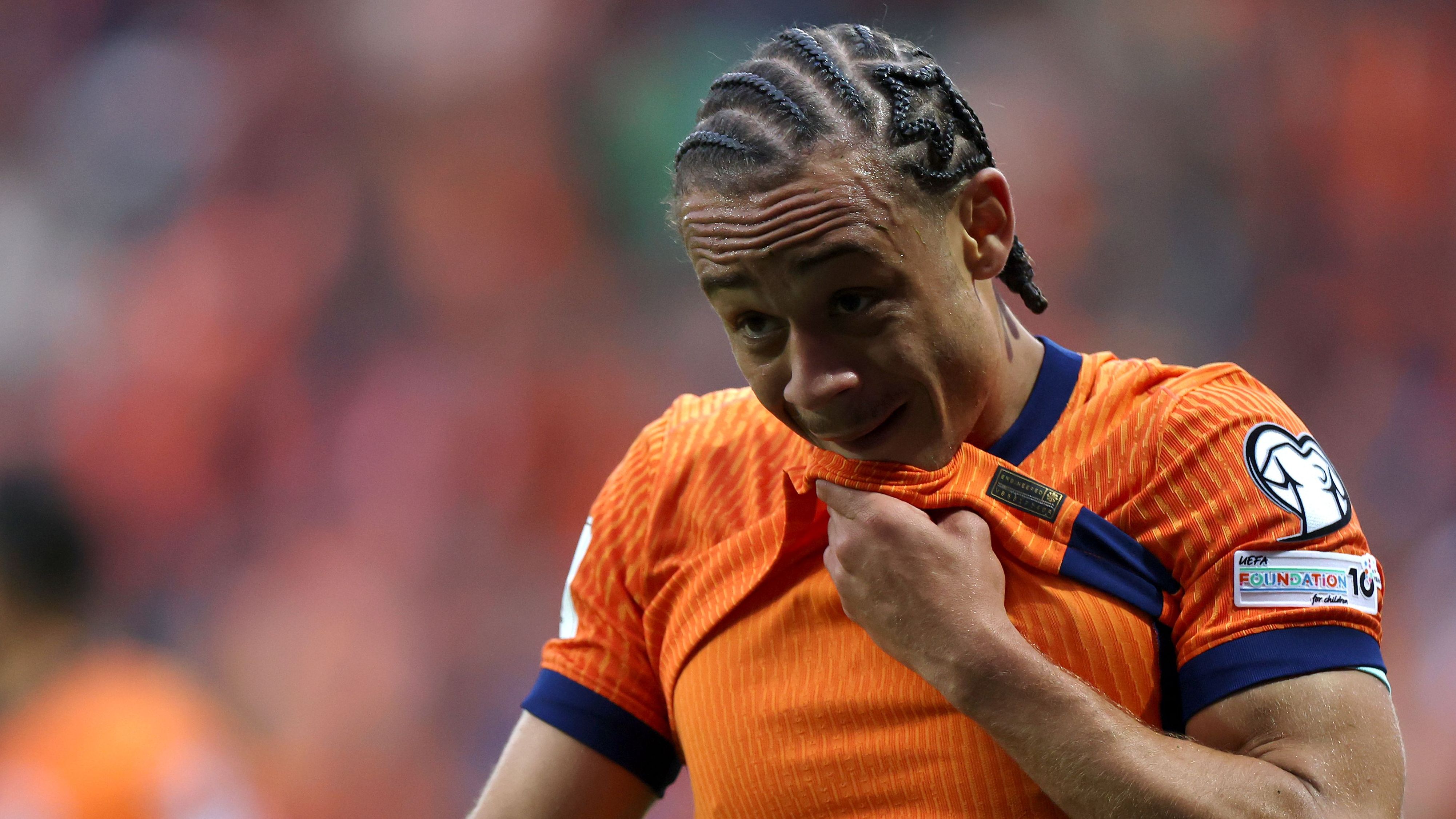 Bayern Munich make late move to rival Chelsea's transfer interest in Xavi Simons - but attacker's mind is already made up