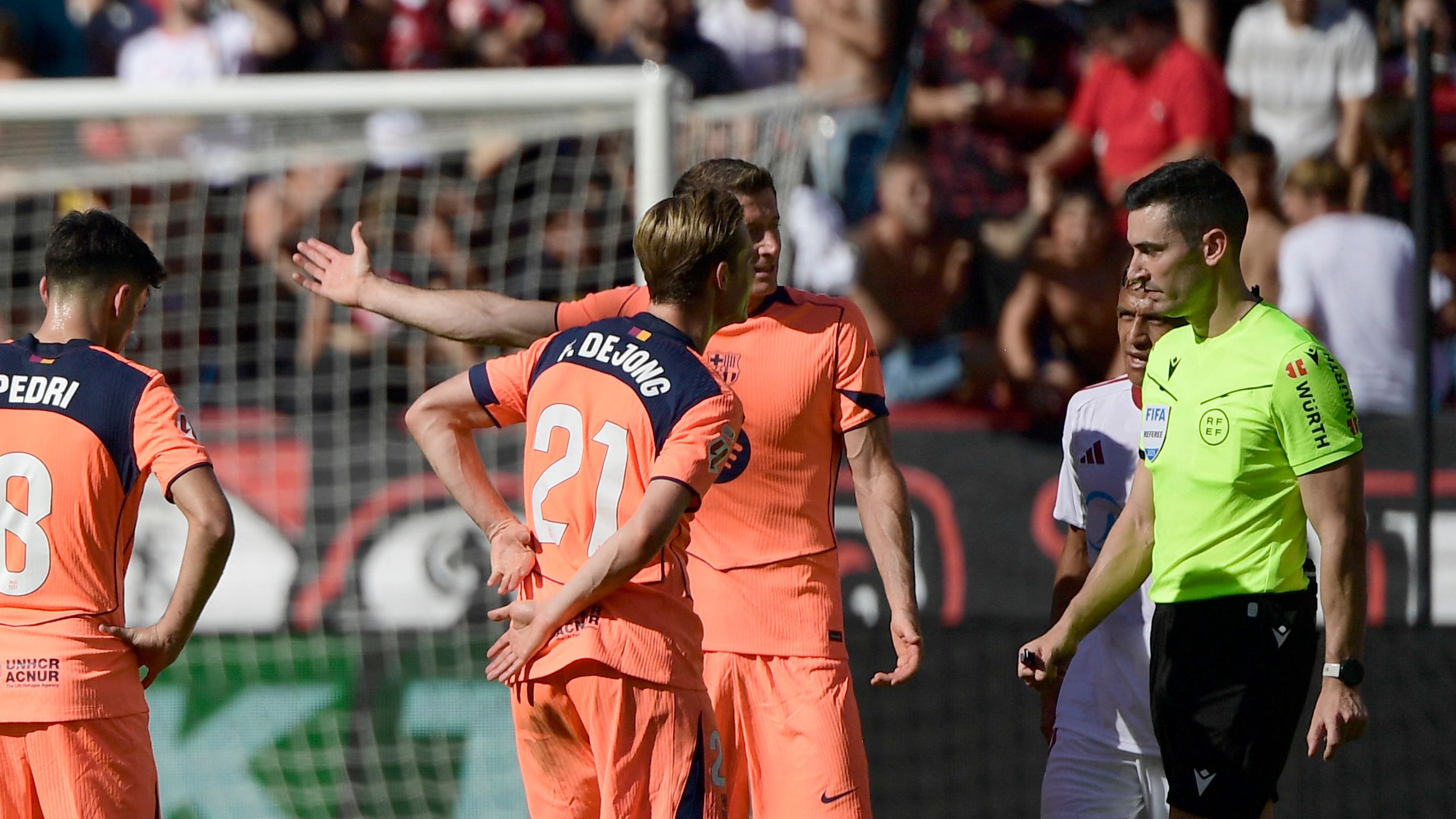 'We did a lot of things wrong' - Barcelona full-back rips into his team's performance in humiliating Sevilla defeat