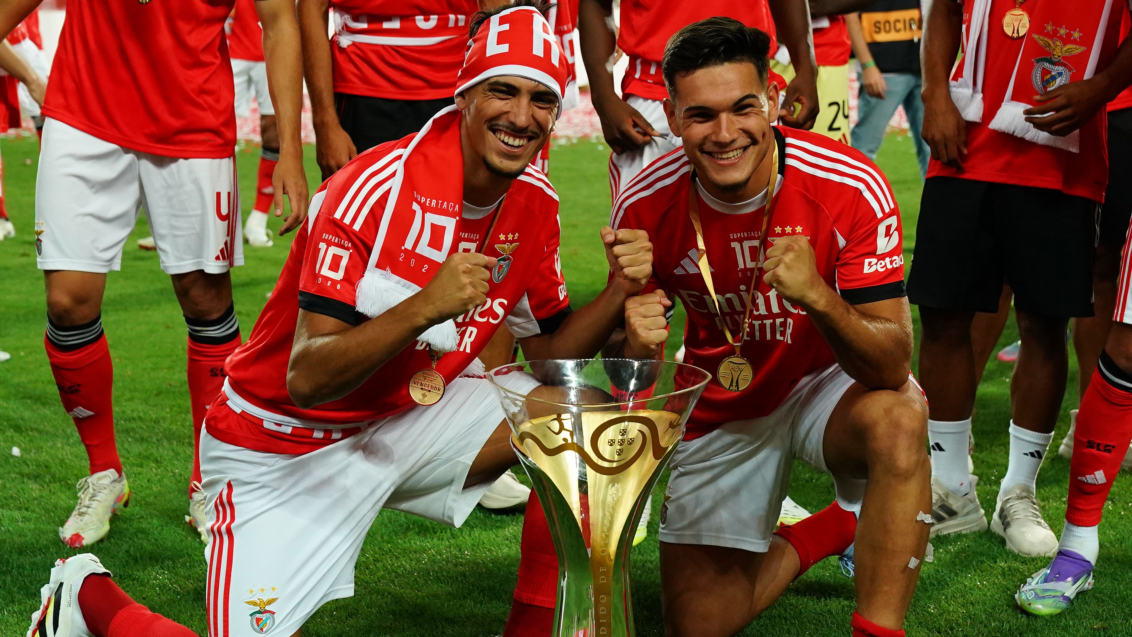 Barcelona start talks with Benfica teenager's agent as sporting director Deco considers offer for centre-back