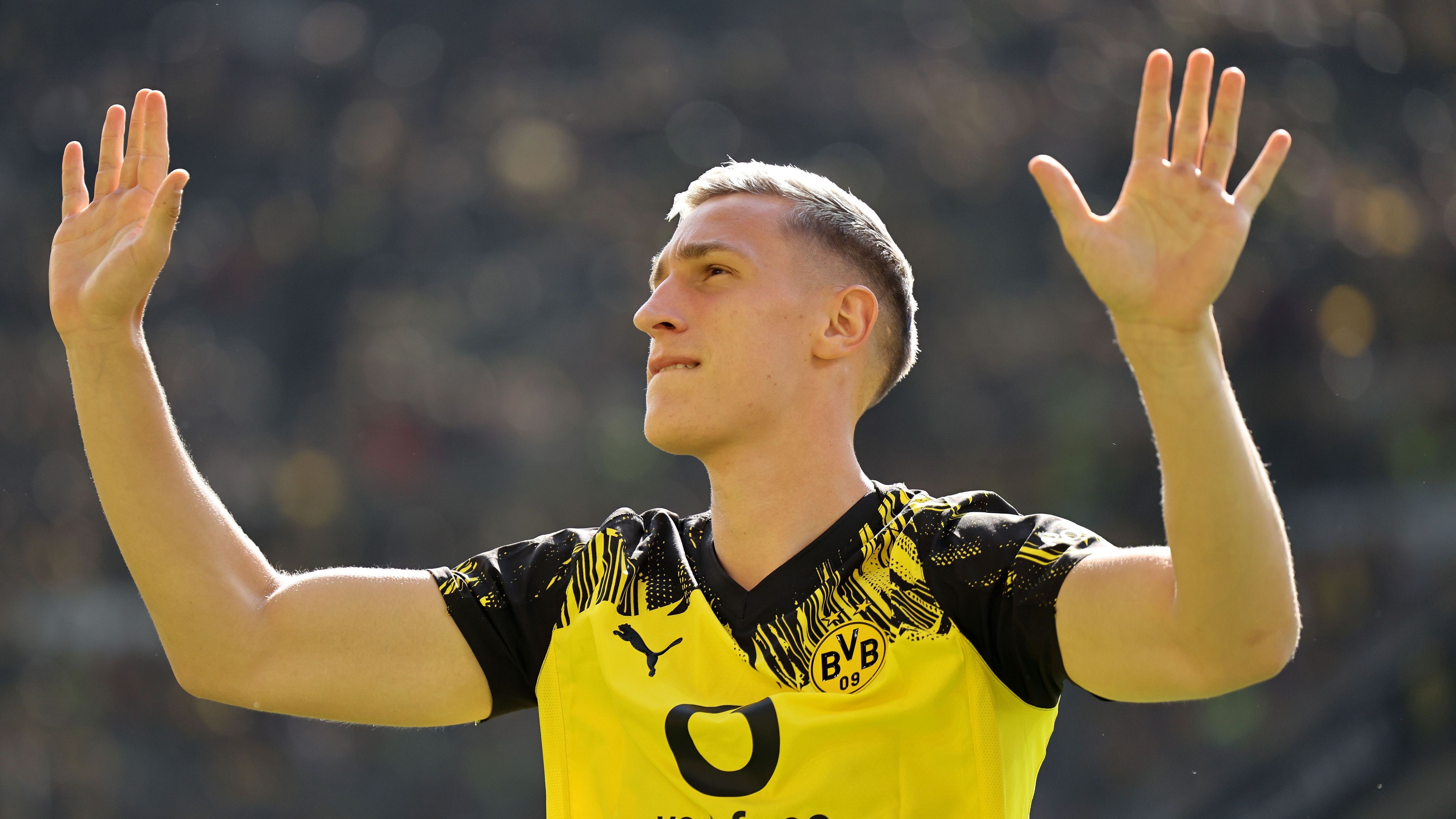 Nico Schlotterbeck playing the waiting game as Liverpool, Bayern Munich & Real Madrid target considers his options with Borussia Dortmund contract ready to sign