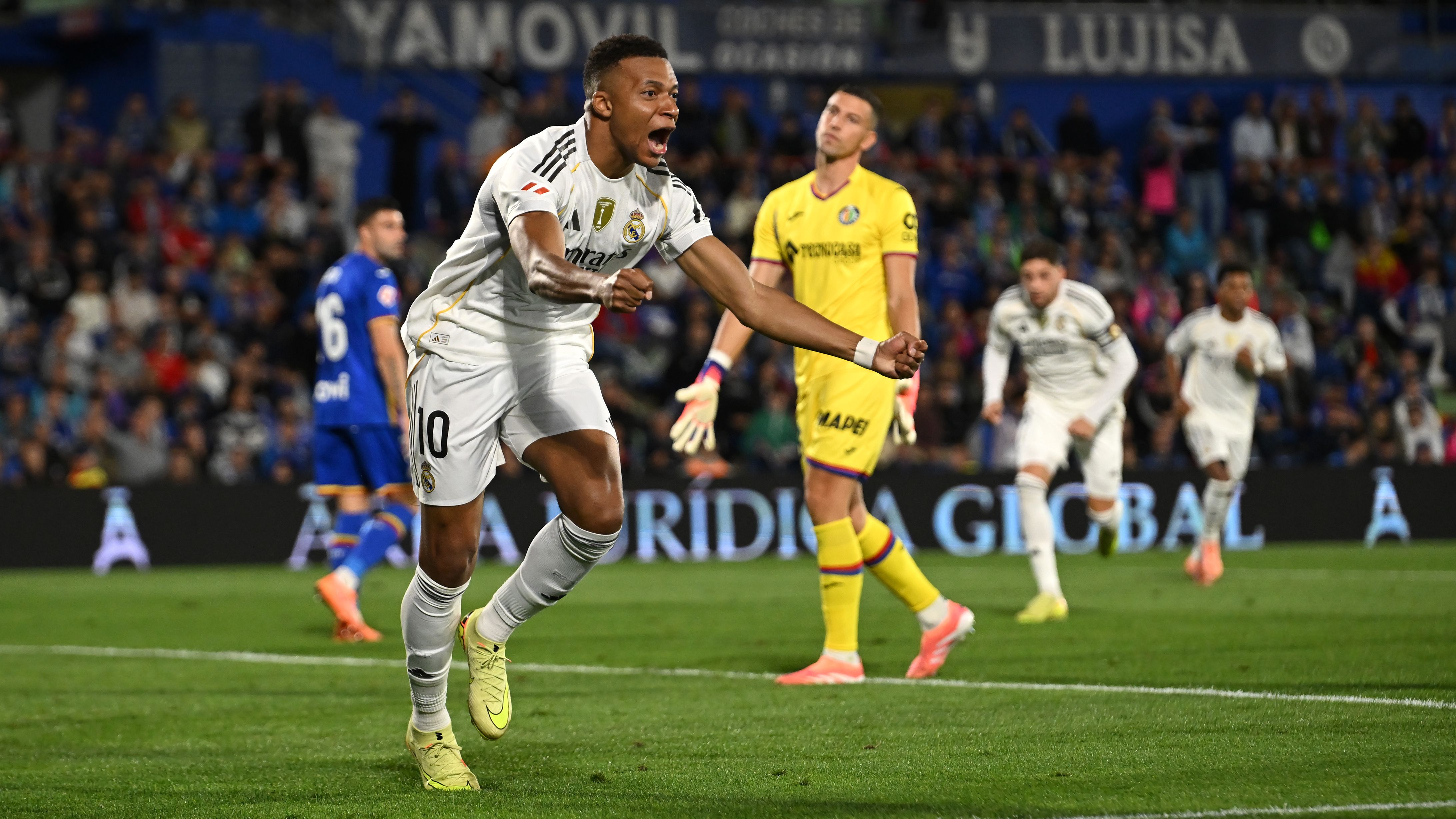 Xabi Alonso praises Vinicius Jr for role in two Getafe red cards as Real Madrid boss denies Kylian Mbappe dependency after narrow La Liga win