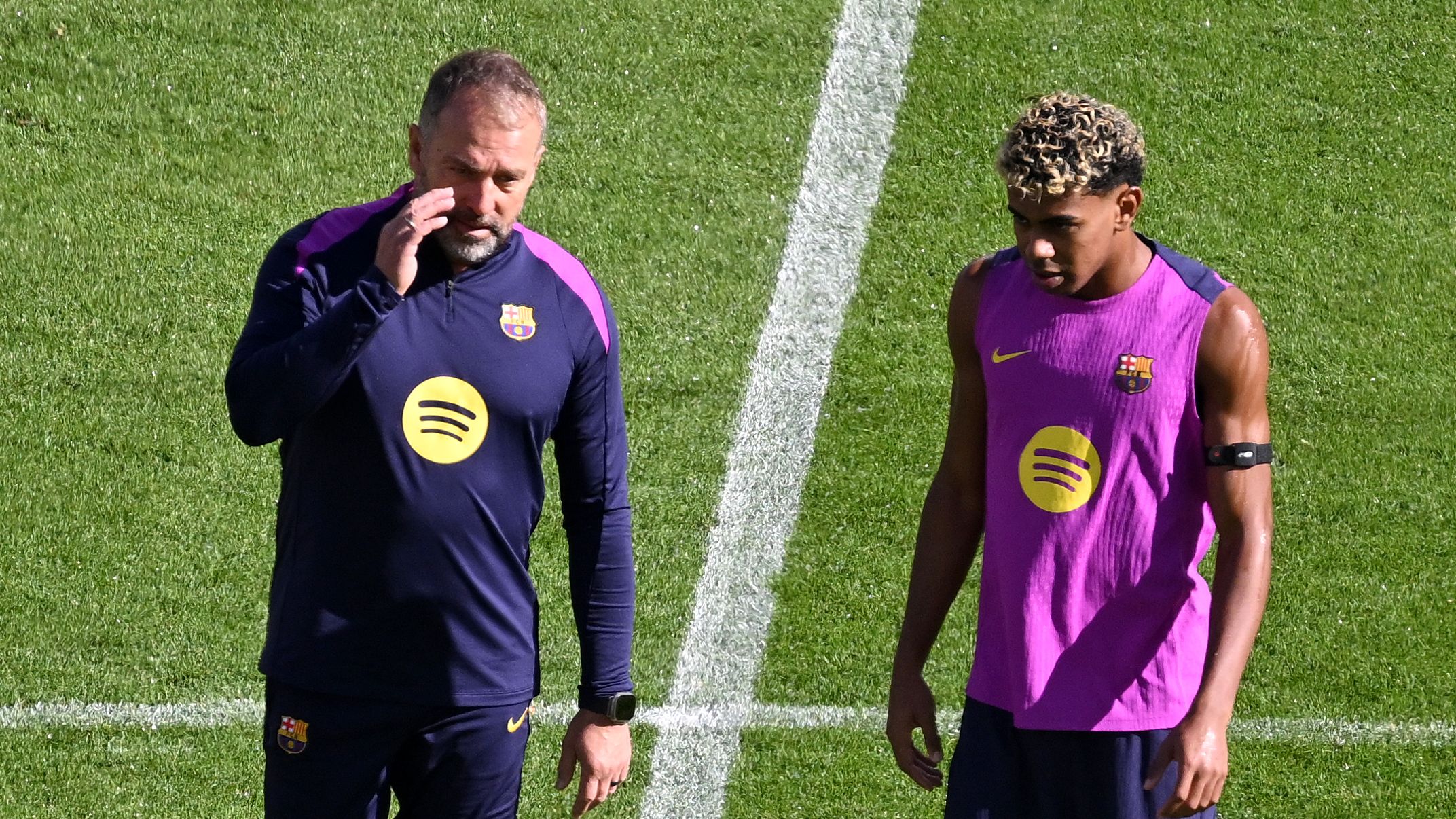 Barcelona 'know perfectly well' where weaknesses lie as sporting director Deco dismisses 'irrelevant' concerns over Hansi Flick's style in wake of Club Brugge slip