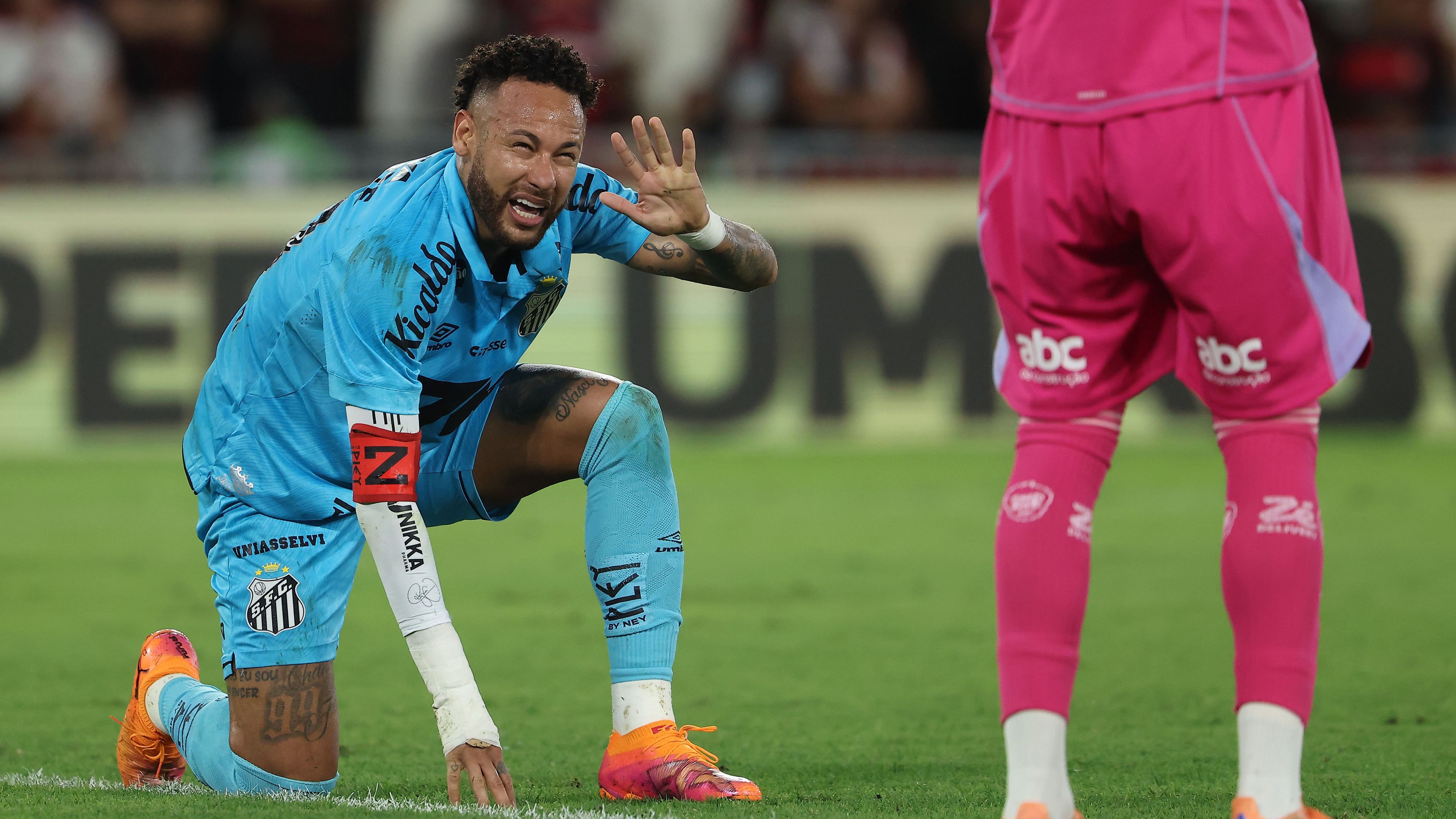 Neymar brutally labelled 'slow' & 'a disgrace' as Brazil star is warned he won't make Carlo Ancelotti's World Cup squad amid struggles with Santos