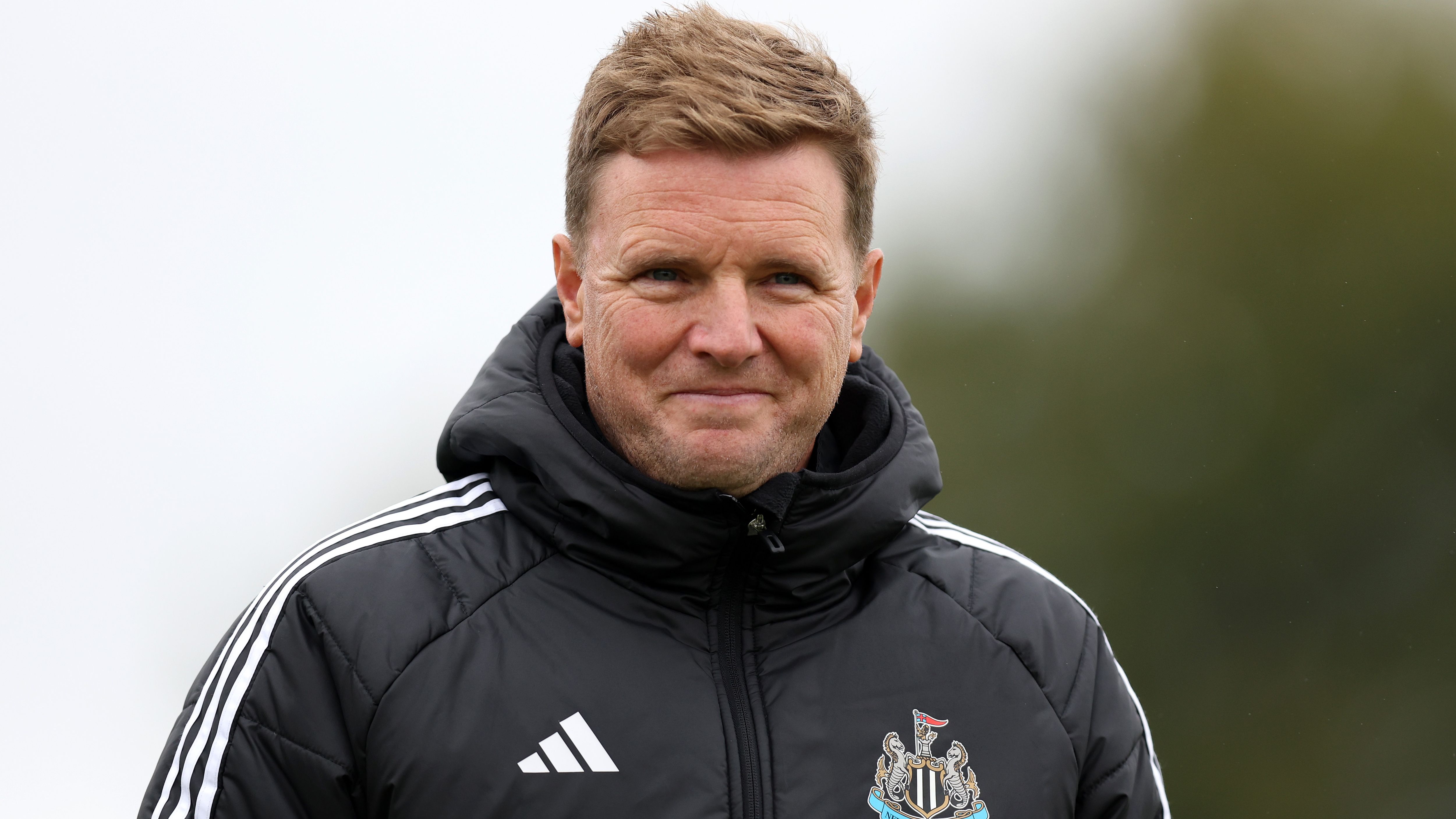 Eddie Howe is a Newcastle 'legend'! Former Magpies star defends under fire manager as pressure mounts over troubling form