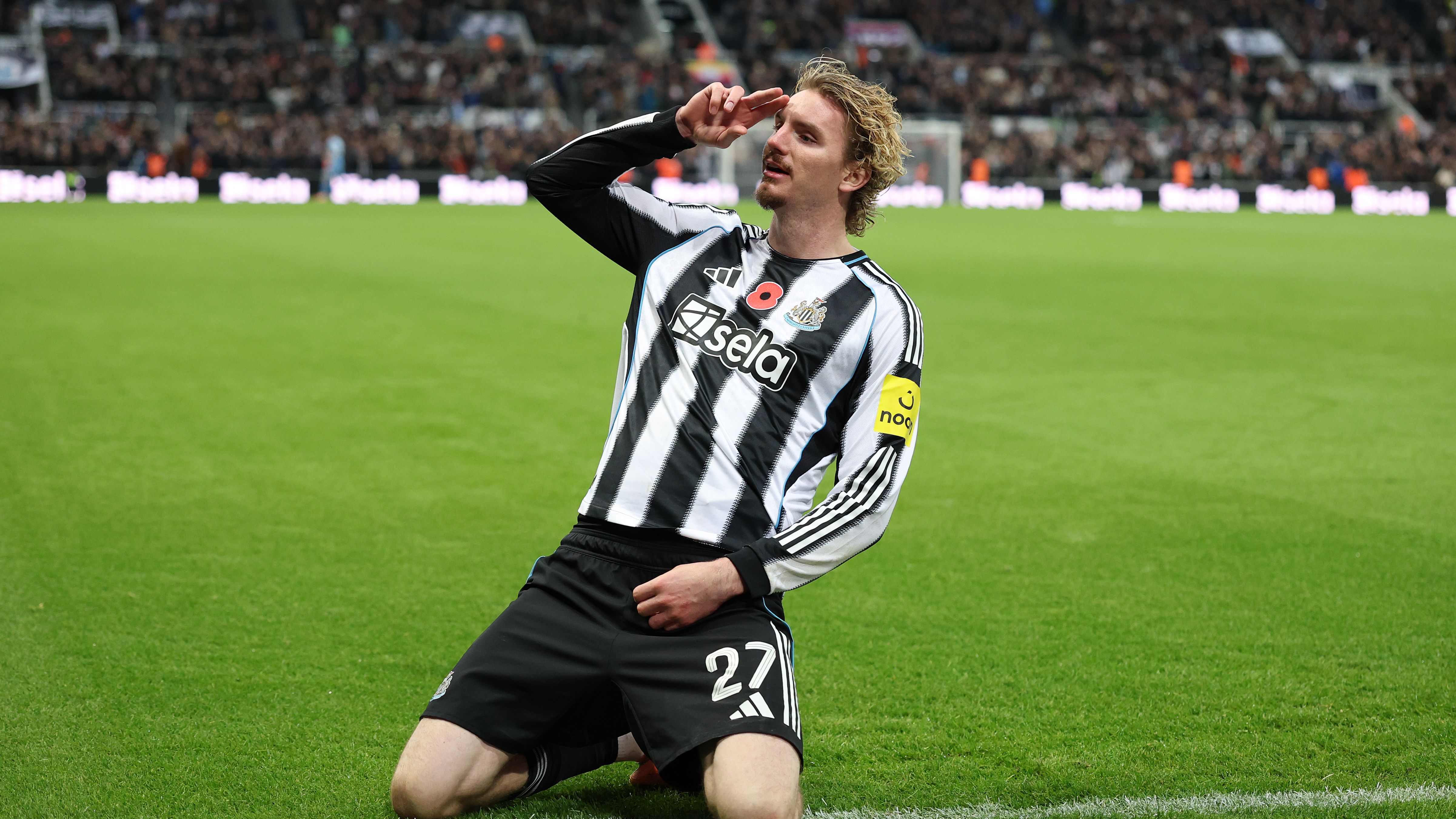 Alan Shearer explains why Nick Woltemade is a 'problem' for Newcastle & delivers Eddie Howe sack verdict