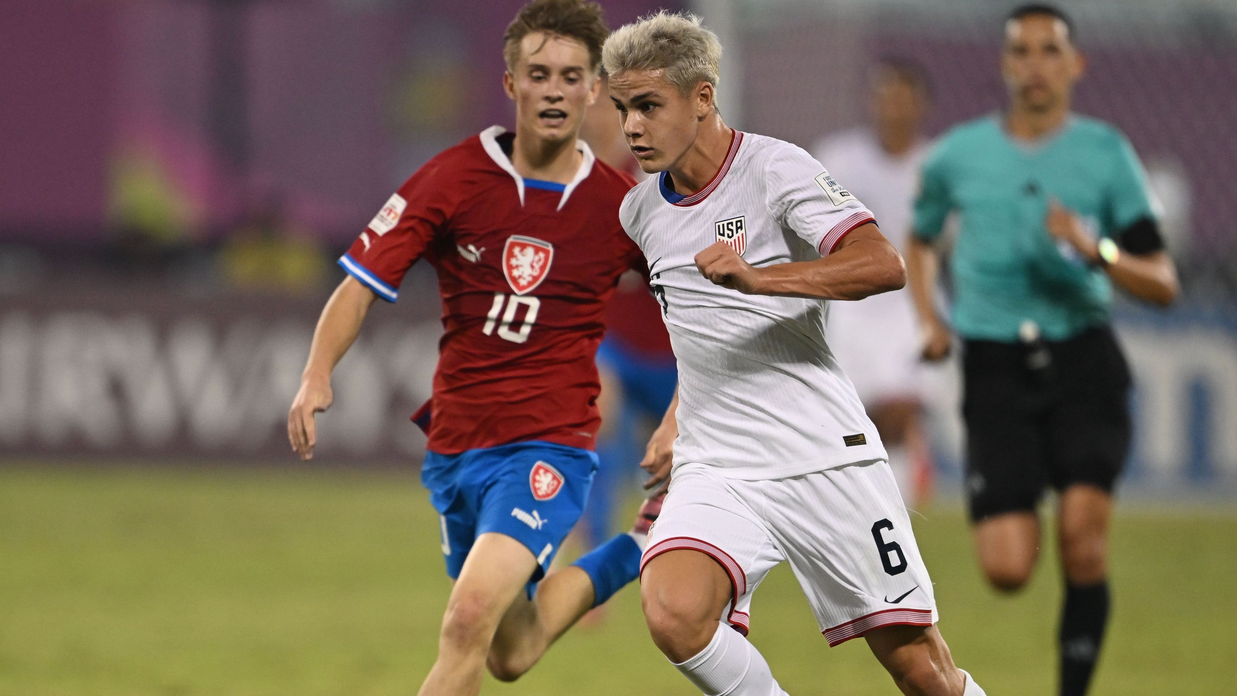 WATCH: Mathis Albert scores winner as United States complete perfect U17 World Cup group stage