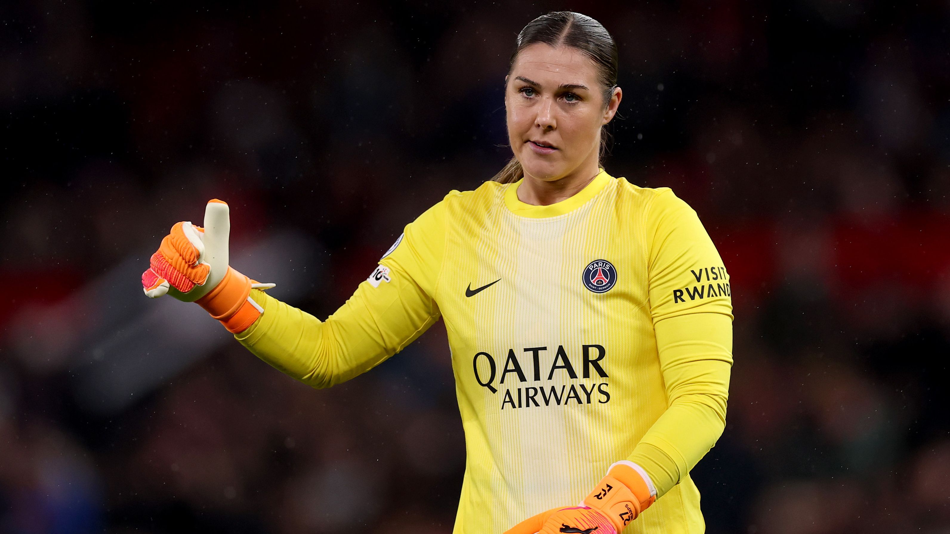 Lionesses icon Mary Earps sends out message to fans after being booed on miserable return to Man Utd with PSG in Champions League