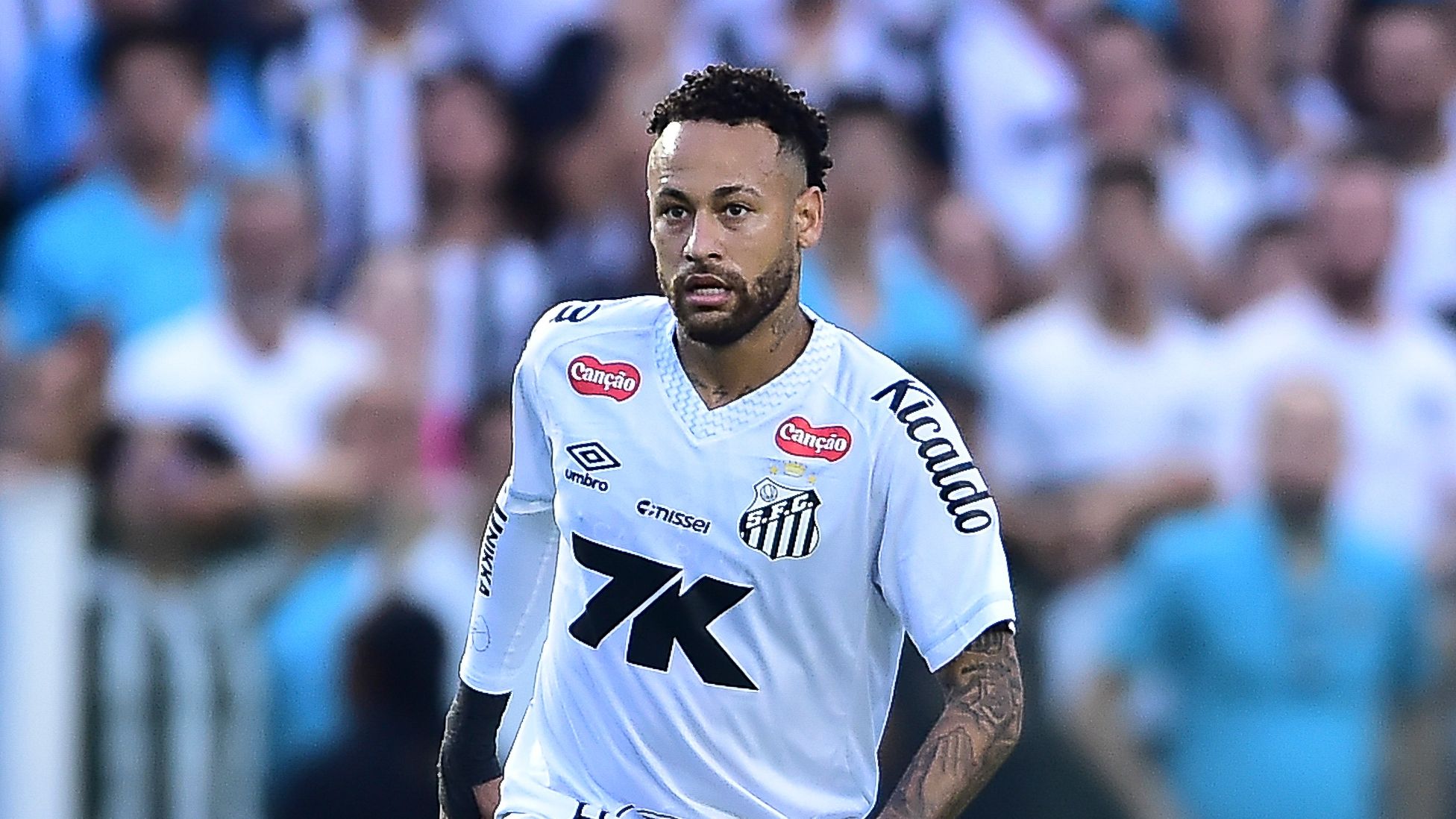 Neymar transfer ruled out! Brazilian club chief denies interest in Santos star and issues strong statement