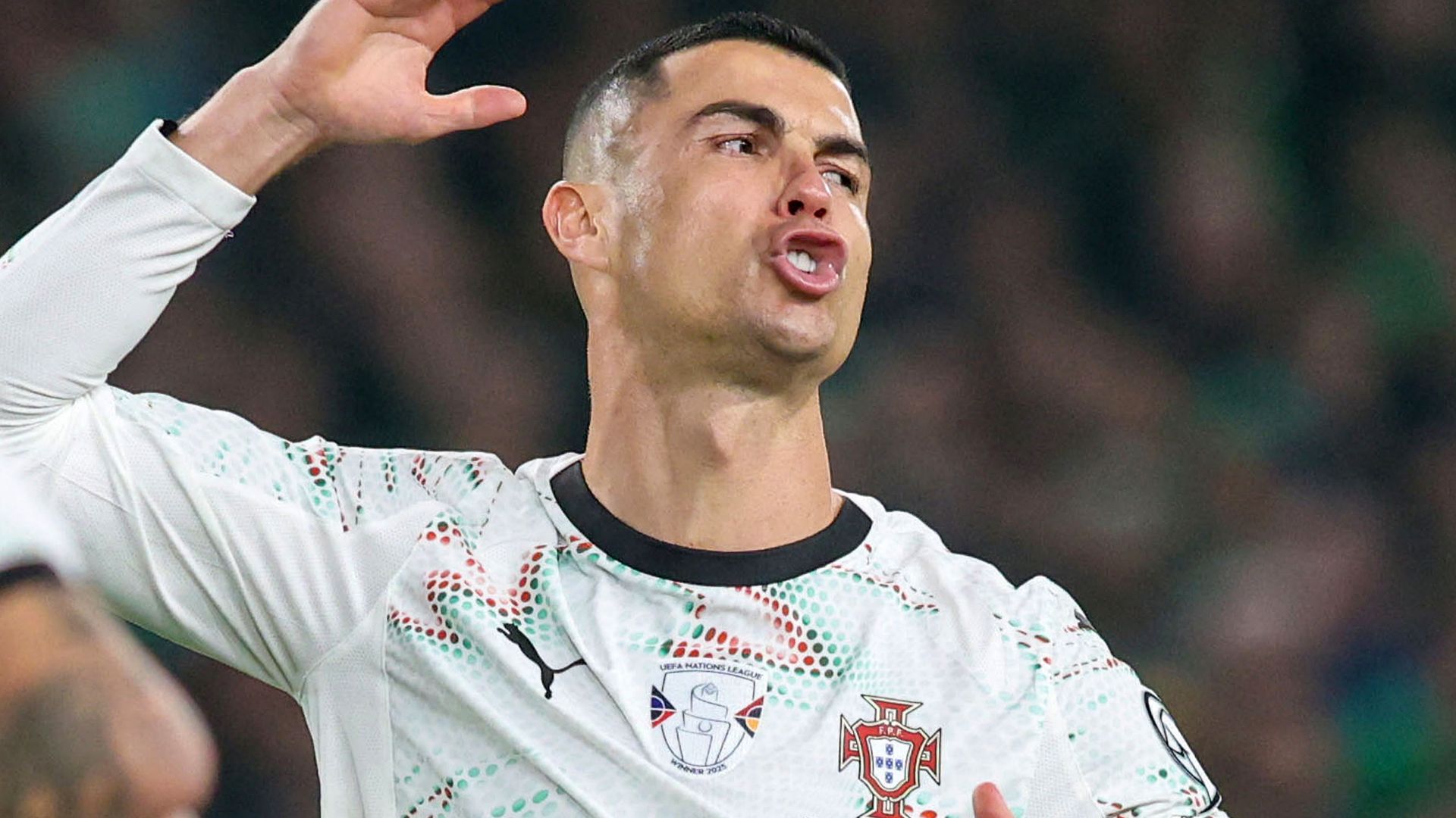 'There's no violence' - Cristiano Ronaldo defended by Roberto Martinez after Portugal star sees red against Ireland