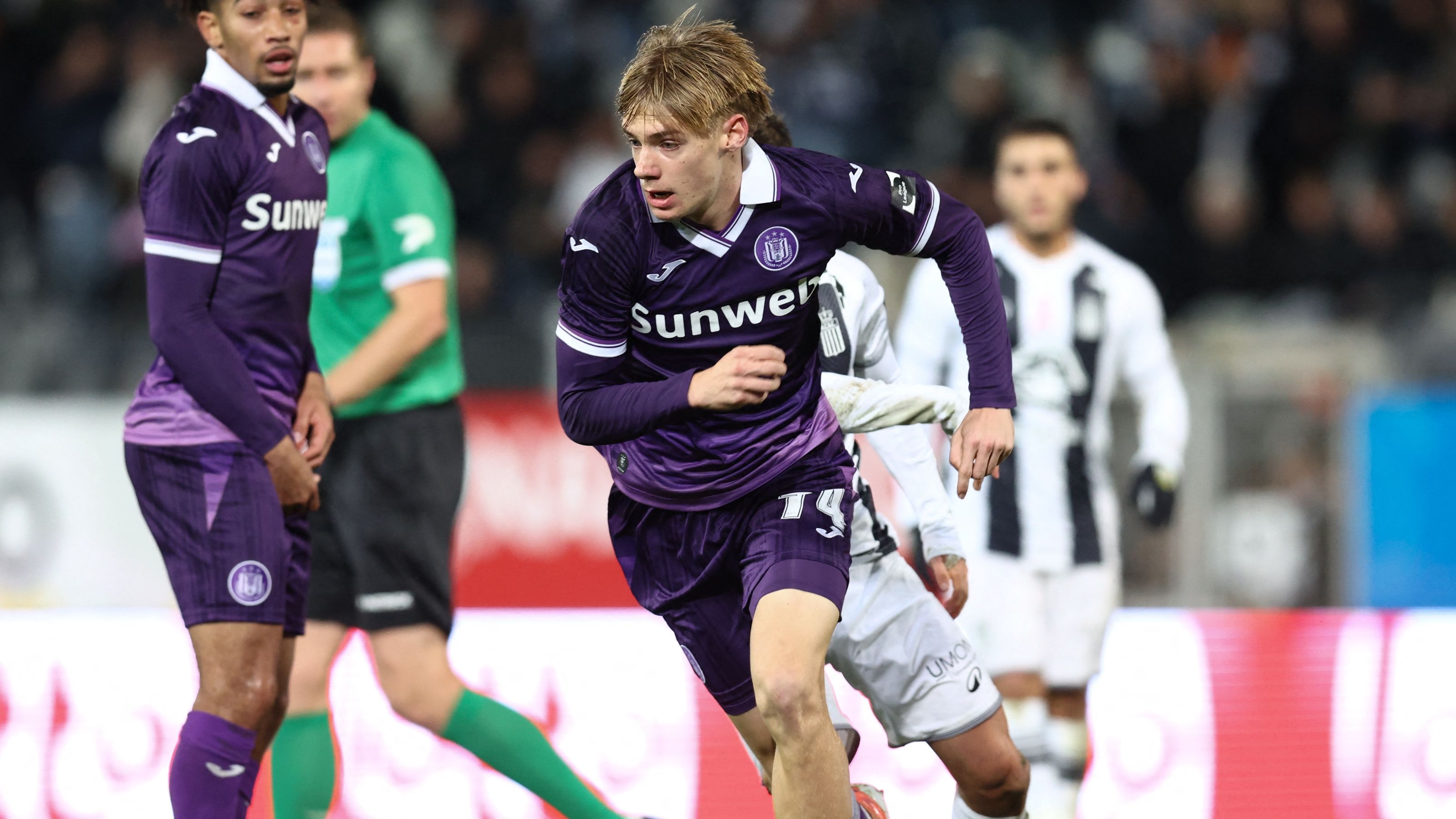 Bayern Munich and Borussia Dortmund among top clubs battling to land Anderlecht teenager