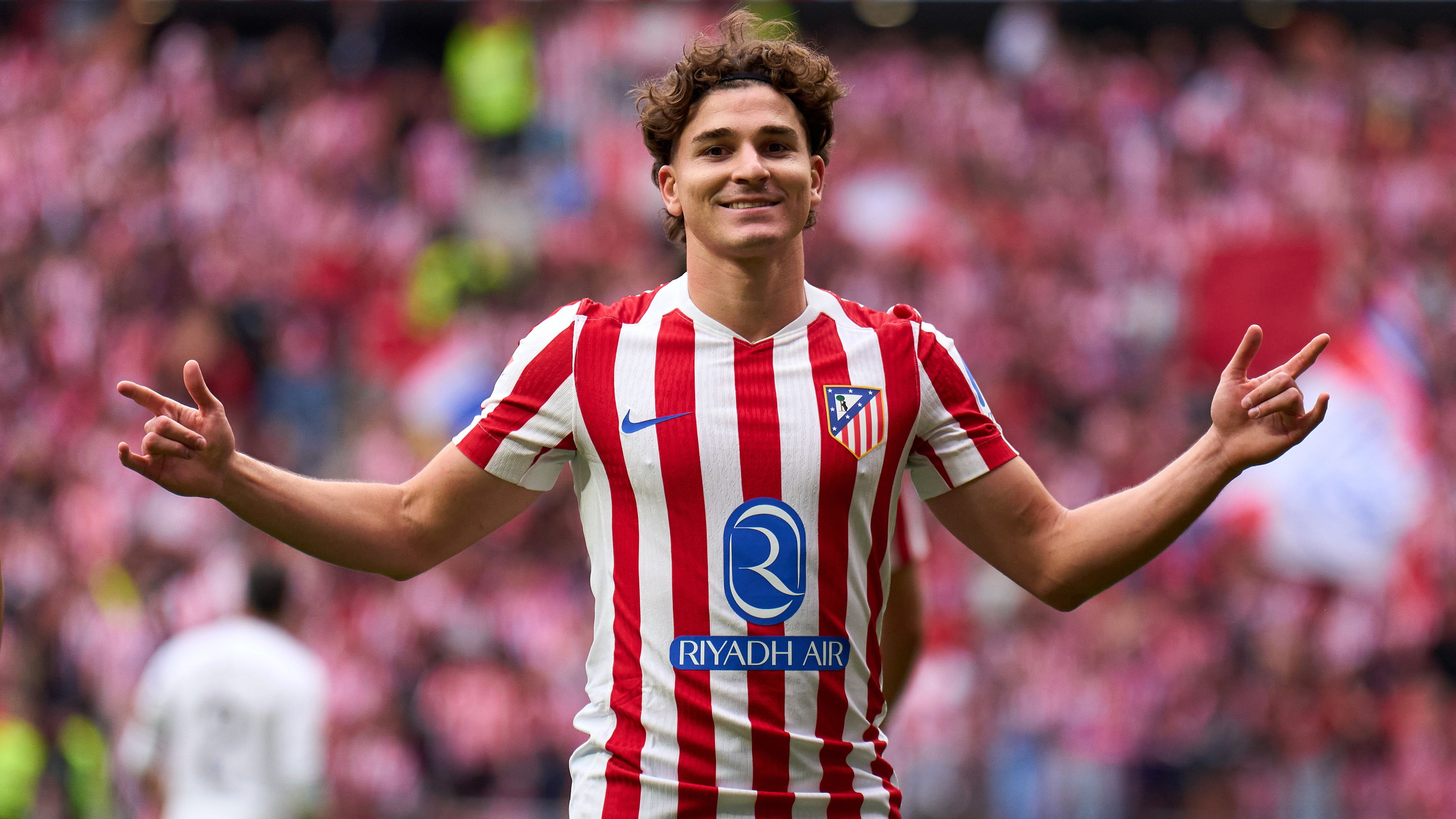 PSG eye huge Julian Alvarez swoop! Atletico Madrid star open to Ligue 1 move as LaLiga giants set massive asking price for ex-Man City ace