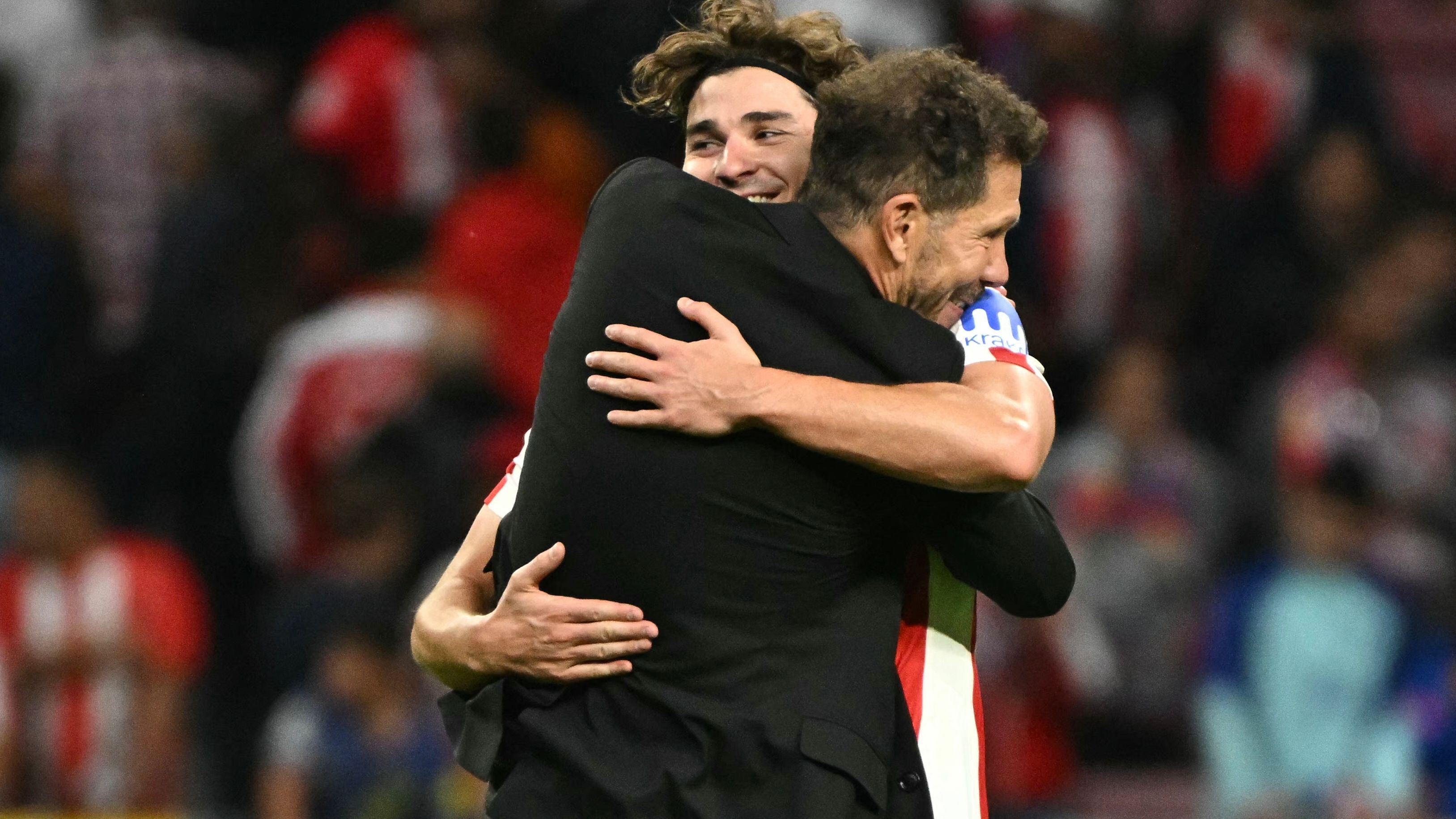 PSG eye huge Julian Alvarez swoop! Atletico Madrid star open to Ligue 1 move as LaLiga giants set massive asking price for ex-Man City ace