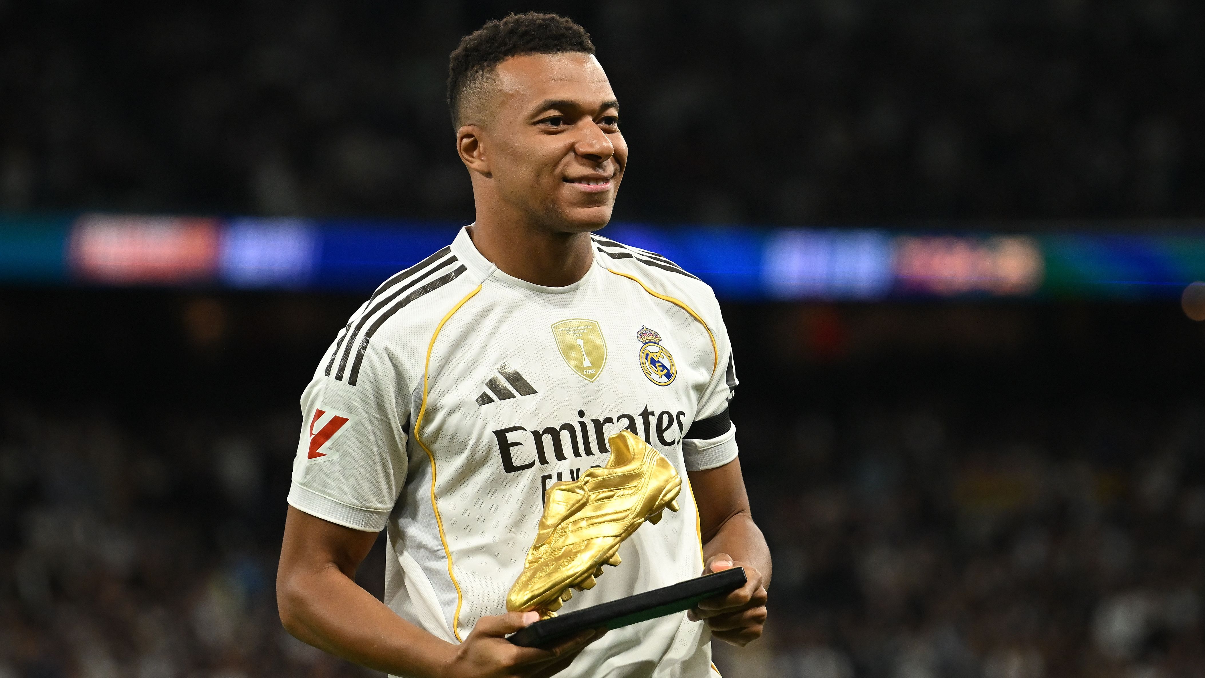 'He can't do it alone' - Karim Benzema calls on Real Madrid to give Kylian Mbappe more help as he outlines how France superstar can 'combine' with Vinicius Jr
