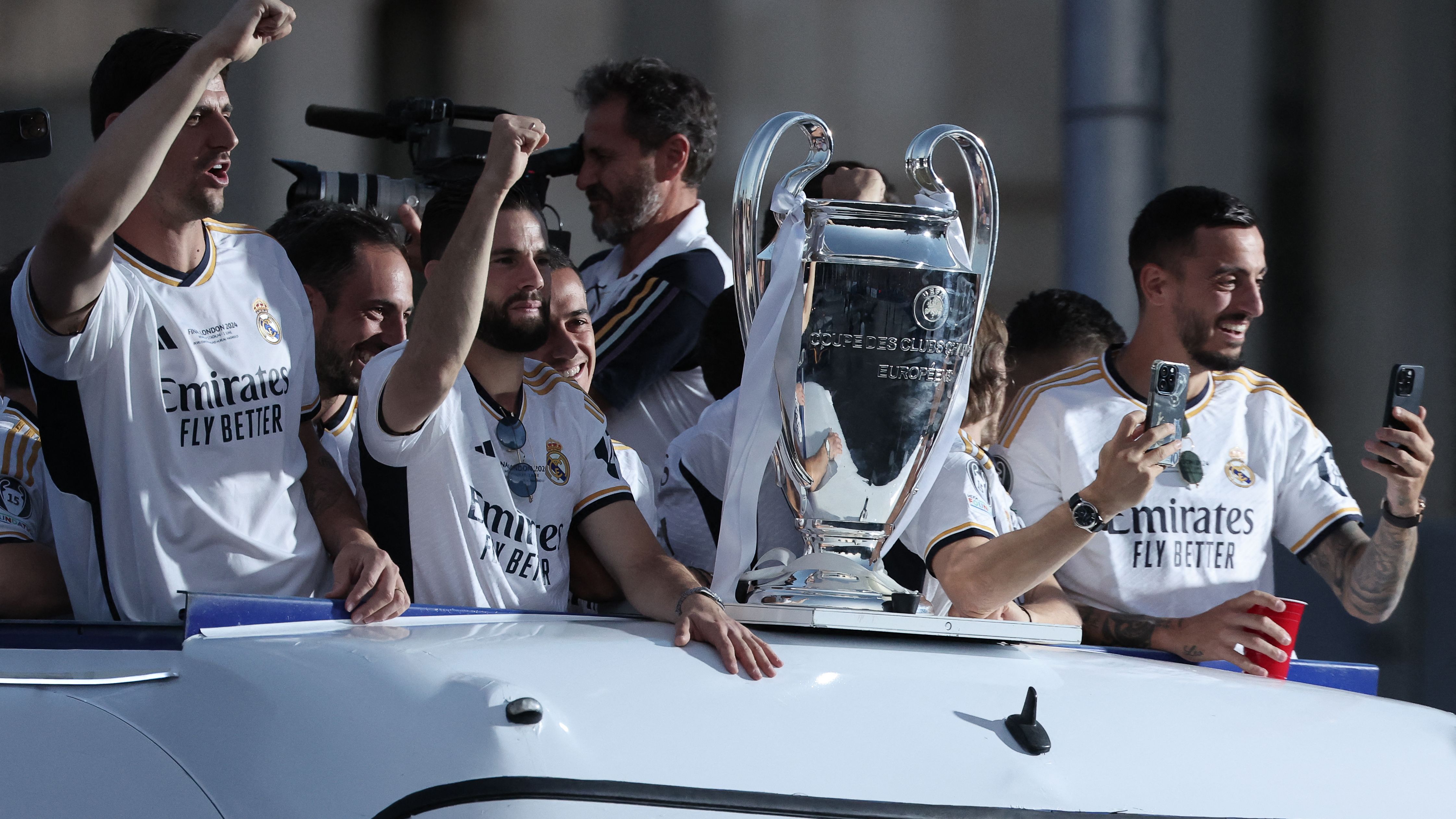 Kate Abdo and Co. in the UK?! Paramount Plus wins rights to Champions League from 2027 to 2031 and opens door to Micah Richards, Thierry Henry, and Gareth Bale presenting games