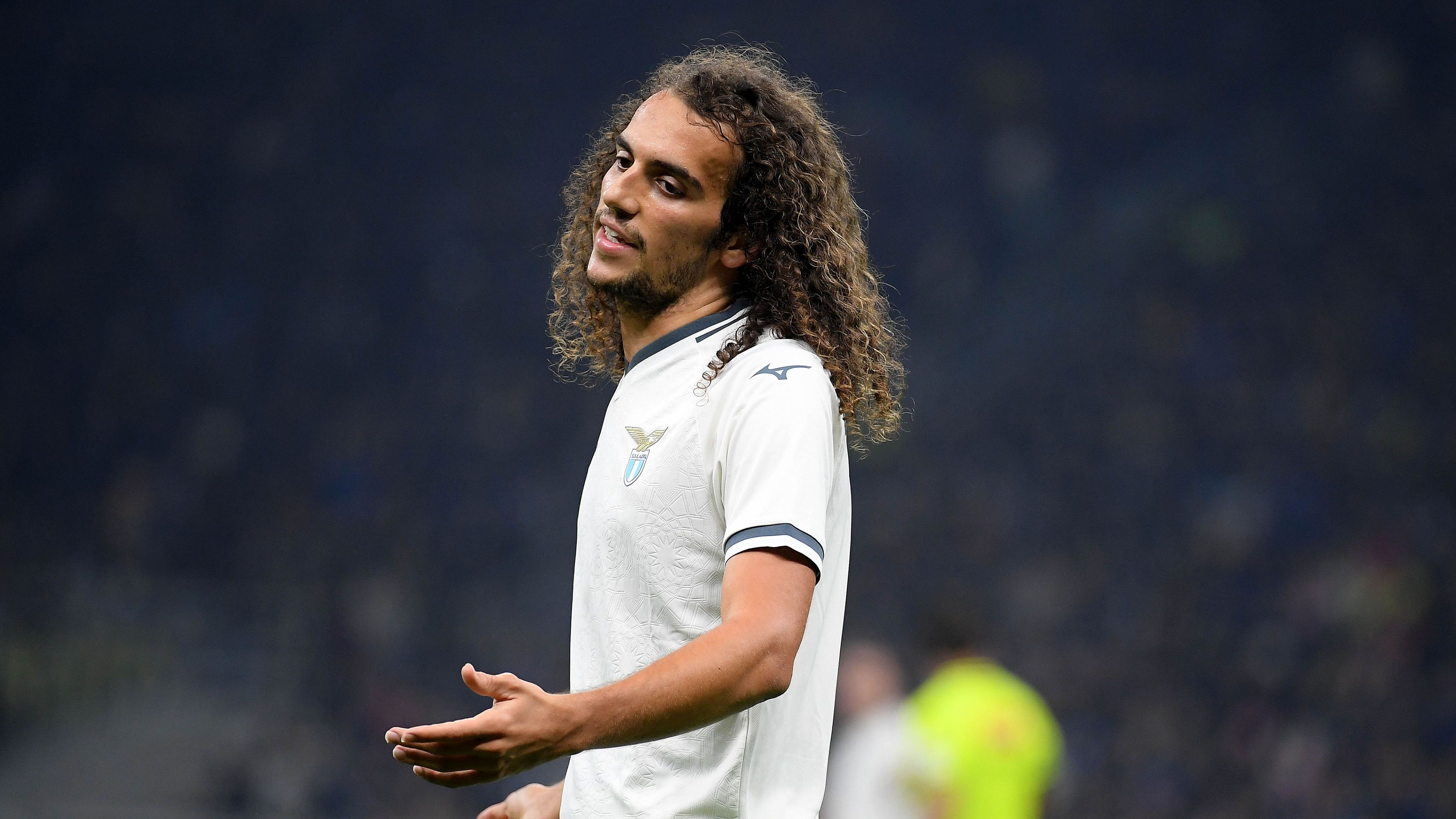 'We stay connected' - Sunderland boss hints at move to sign former Arsenal ace Matteo Guendouzi