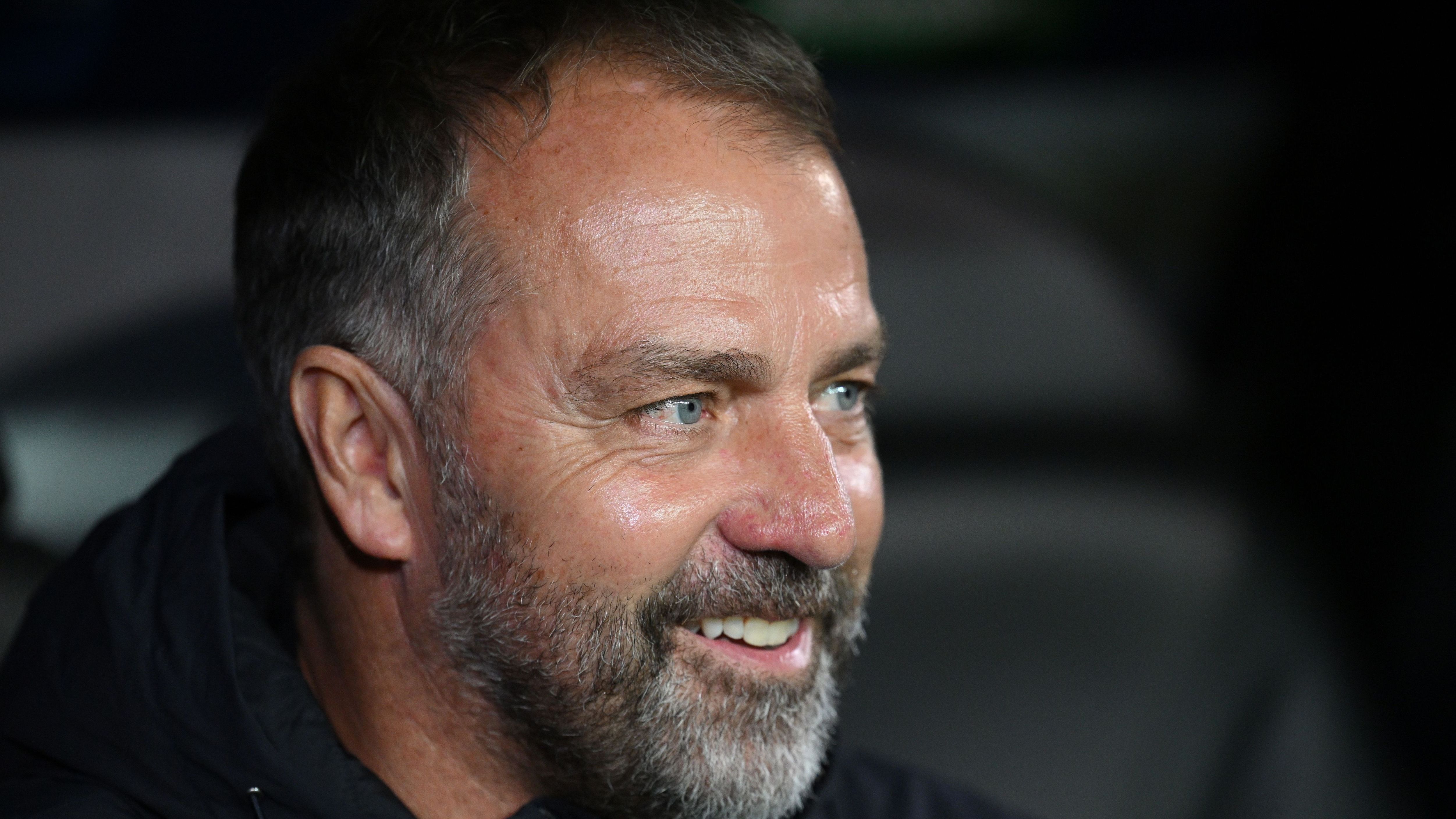 Hansi Flick jokes about contract length as Barcelona boss addresses talk of Lionel Messi return