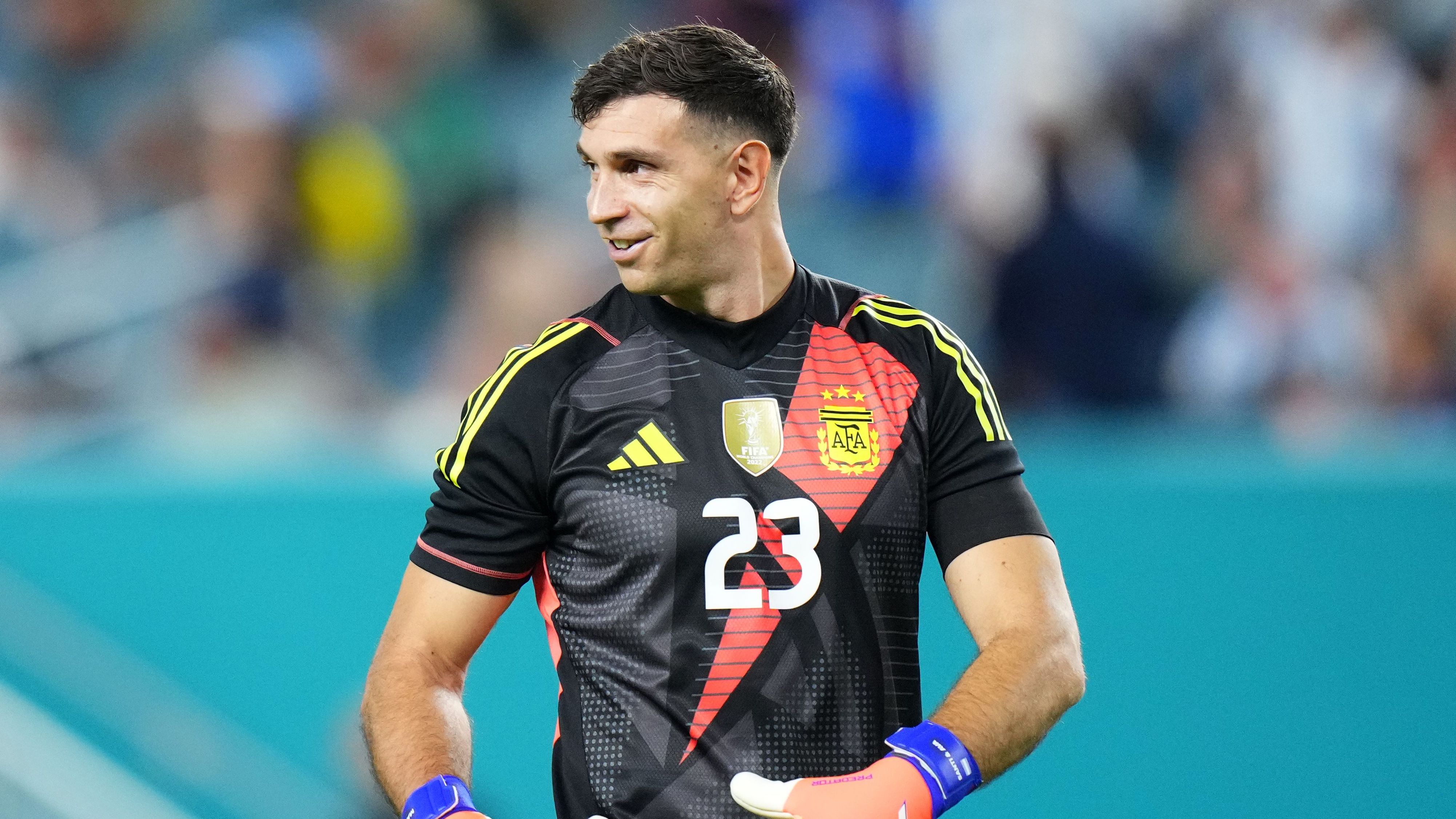 Emiliano Martinez lined up for shock move to Serie A giants after missing out on summer transfer to Manchester United