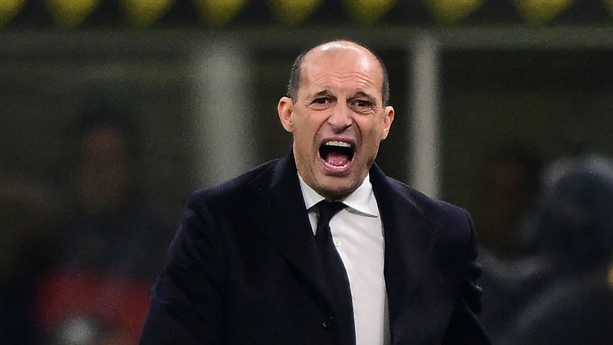 WATCH: USMNT's Christian Pulisic pounces on Yann Sommer spill to fire AC Milan's derby winner against Inter