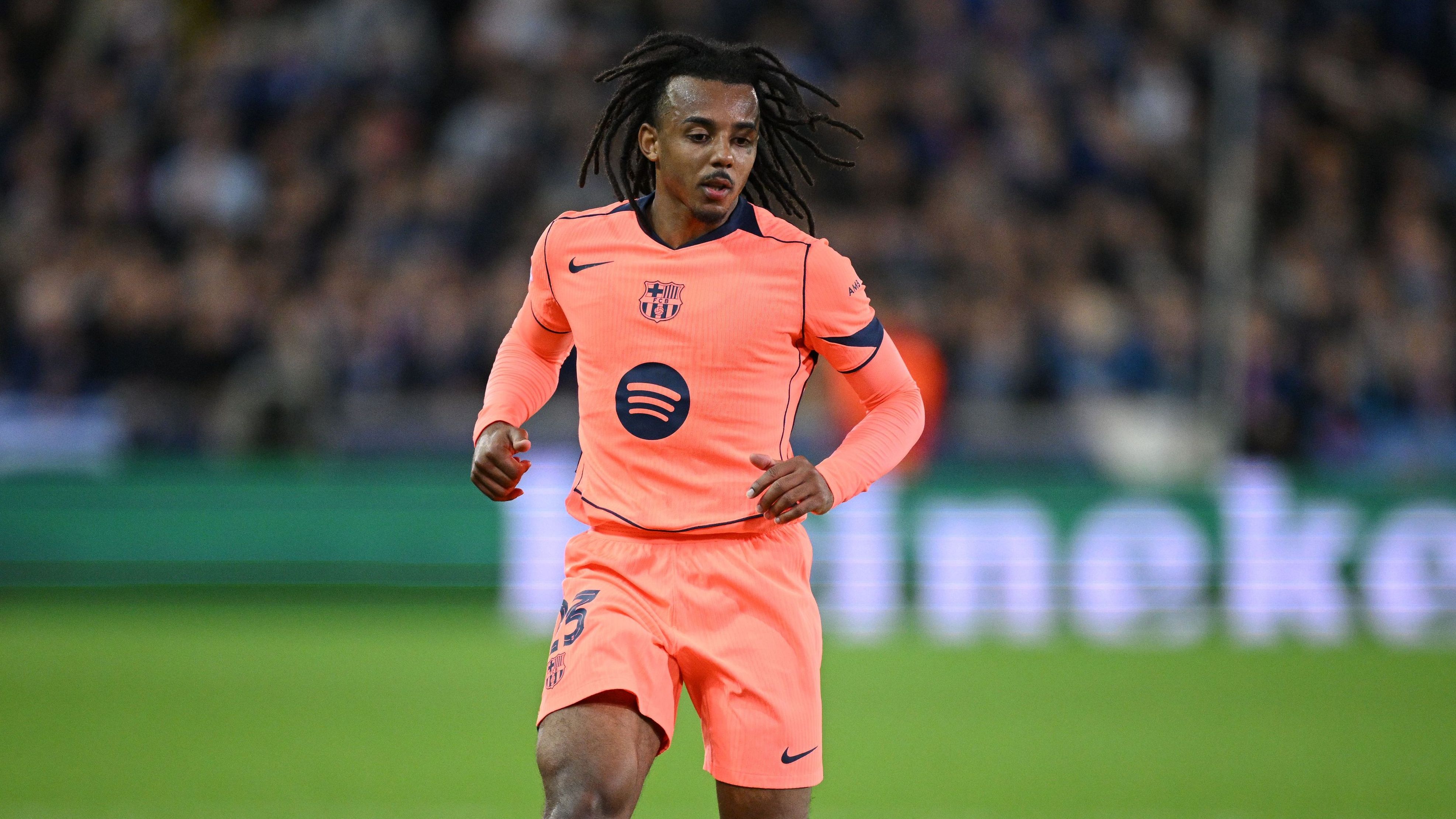 Barcelona star reveals he rejected Chelsea after 'preferring' Xavi's approach to Thomas Tuchel's