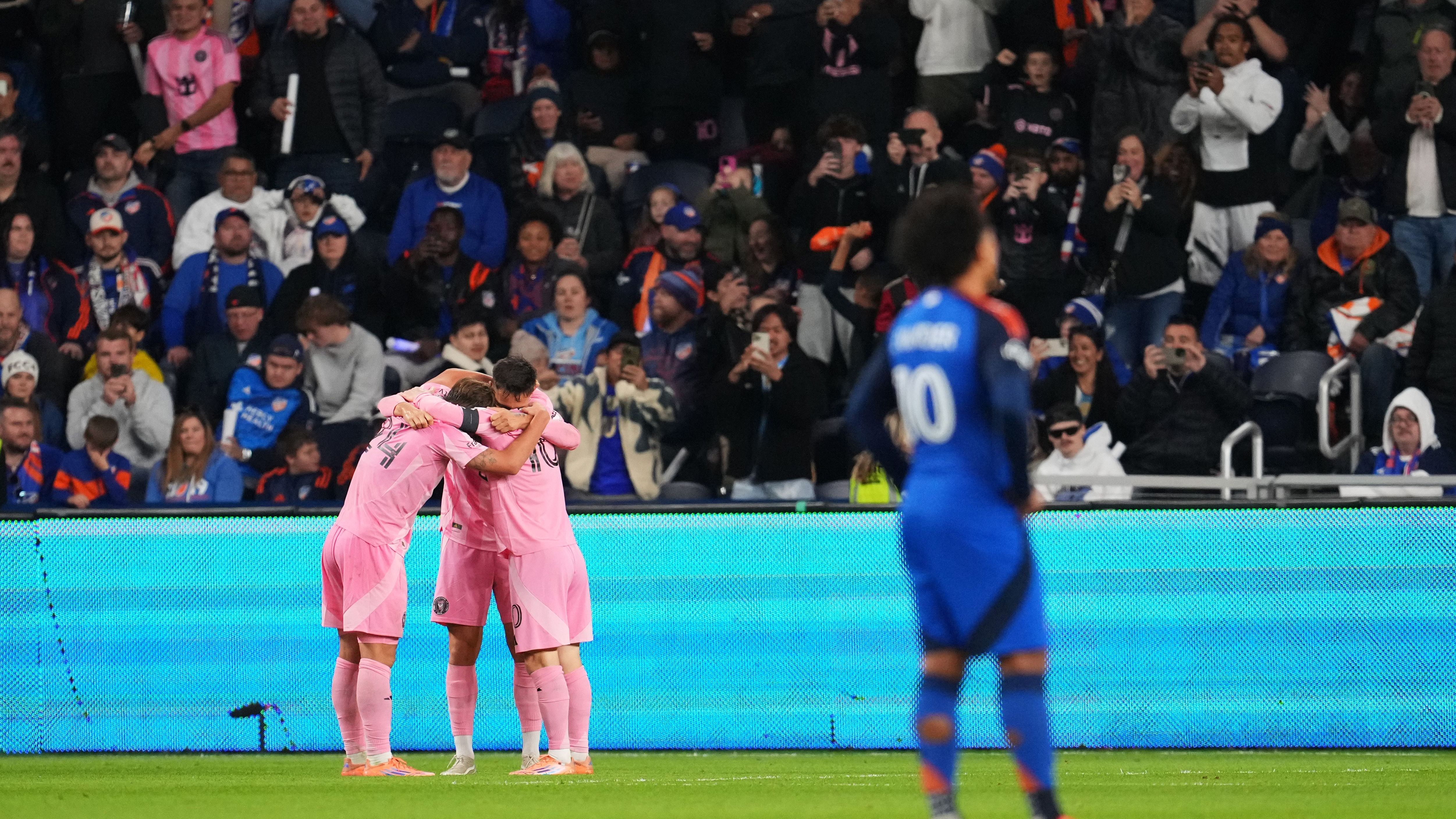 'I've never seen Miami with Messi on the field look this good' - Taylor Twellman praises Javier Mascherano for dropping Luis Suarez in Inter Miami's playoff win