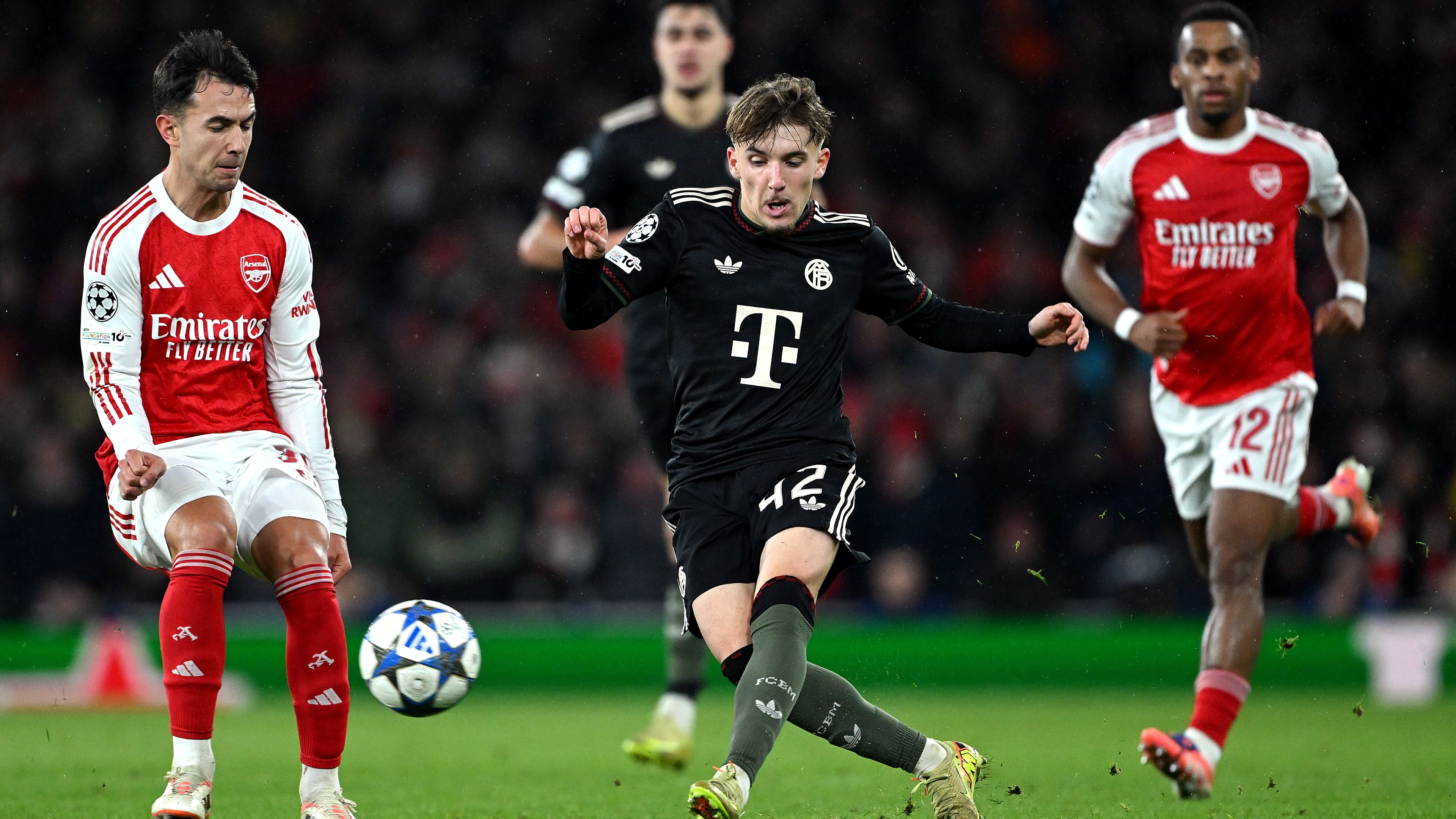 Manuel Neuer defended over blunder against Arsenal as Bayern Munich legend Oliver Kahn gives verdict on crucial Champions League goals