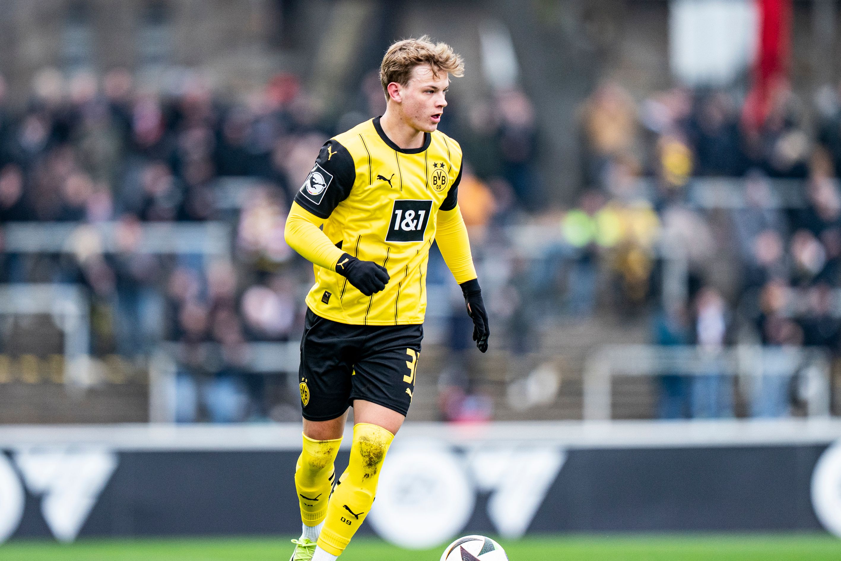 USMNT prospect Cole Campbell reportedly submits transfer request to leave Borussia Dortmund as European clubs show interest