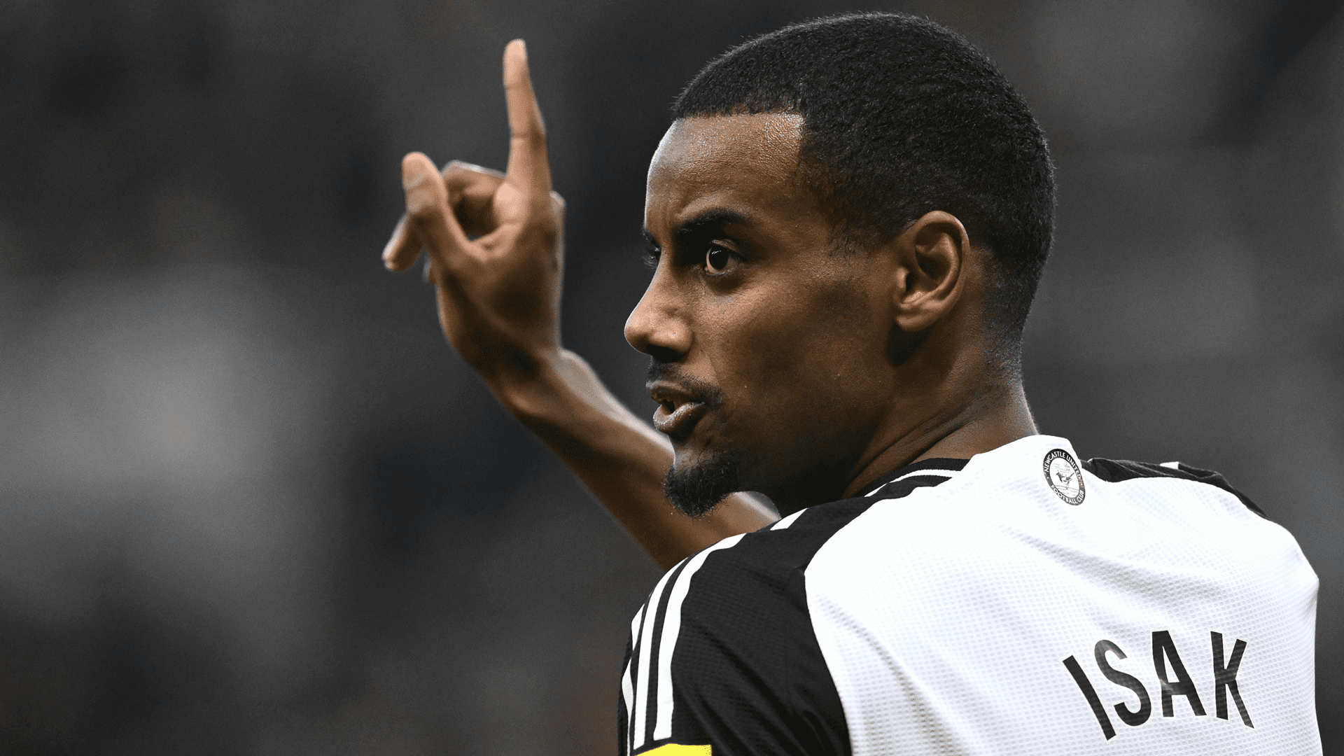 'Close to finalising next step' - Alexander Isak's agent issues bombshell statement after Liverpool transfer target left out of Newcastle's pre-season clash with Celtic