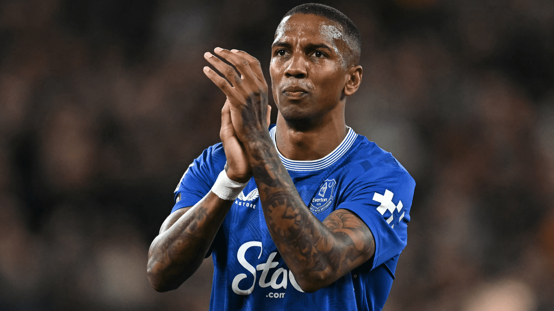 Ashley Young offered shock Championship move as ex-Man Utd full-back looks for new club at age of 40