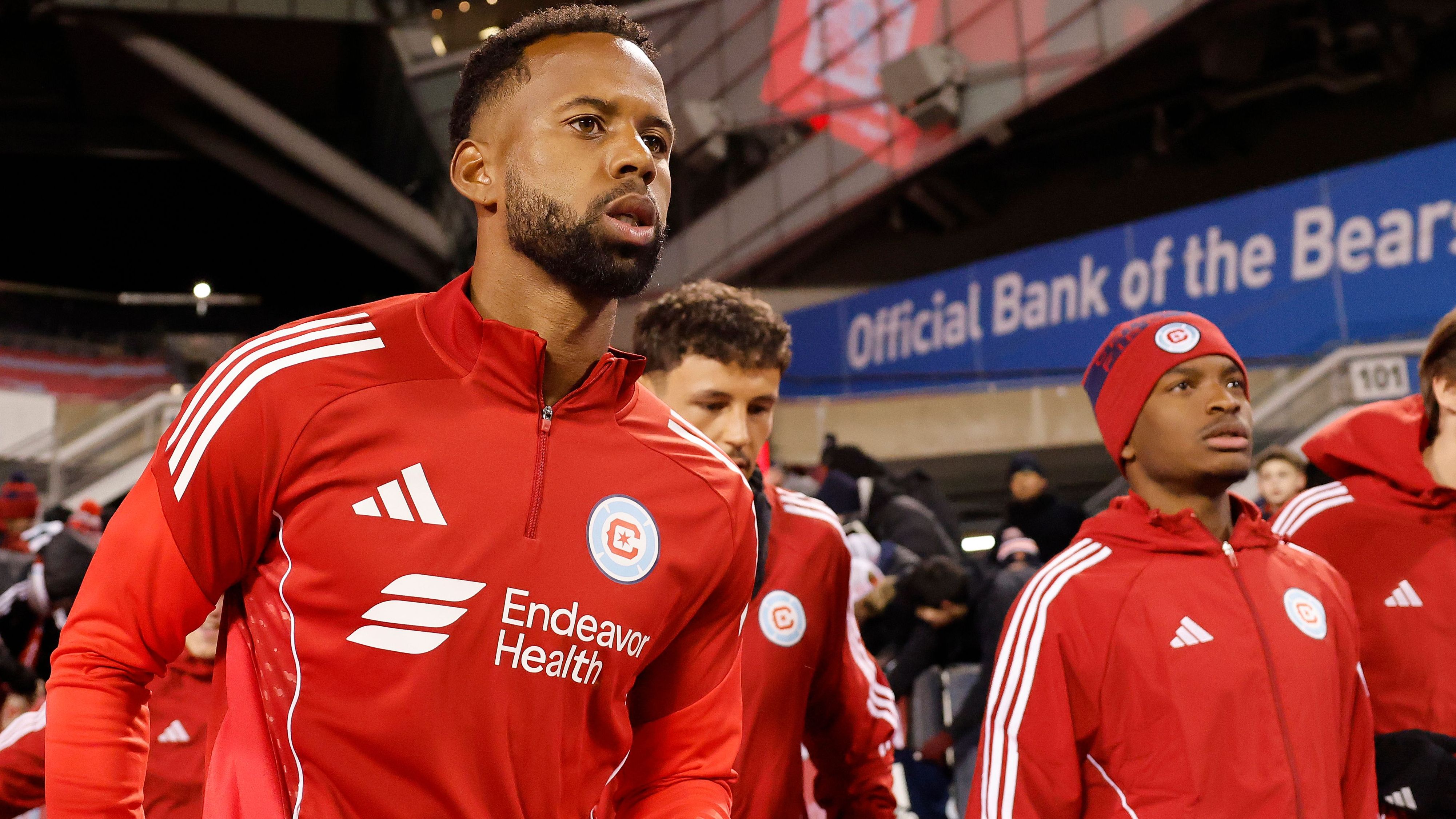 تم تكريم كيليان أكوستا لاعب المنتخب الأمريكي لكرة القدم من قبل MLS لتأثيره المجتمعي من خلال عمله مع مؤسسة Chicago Fire