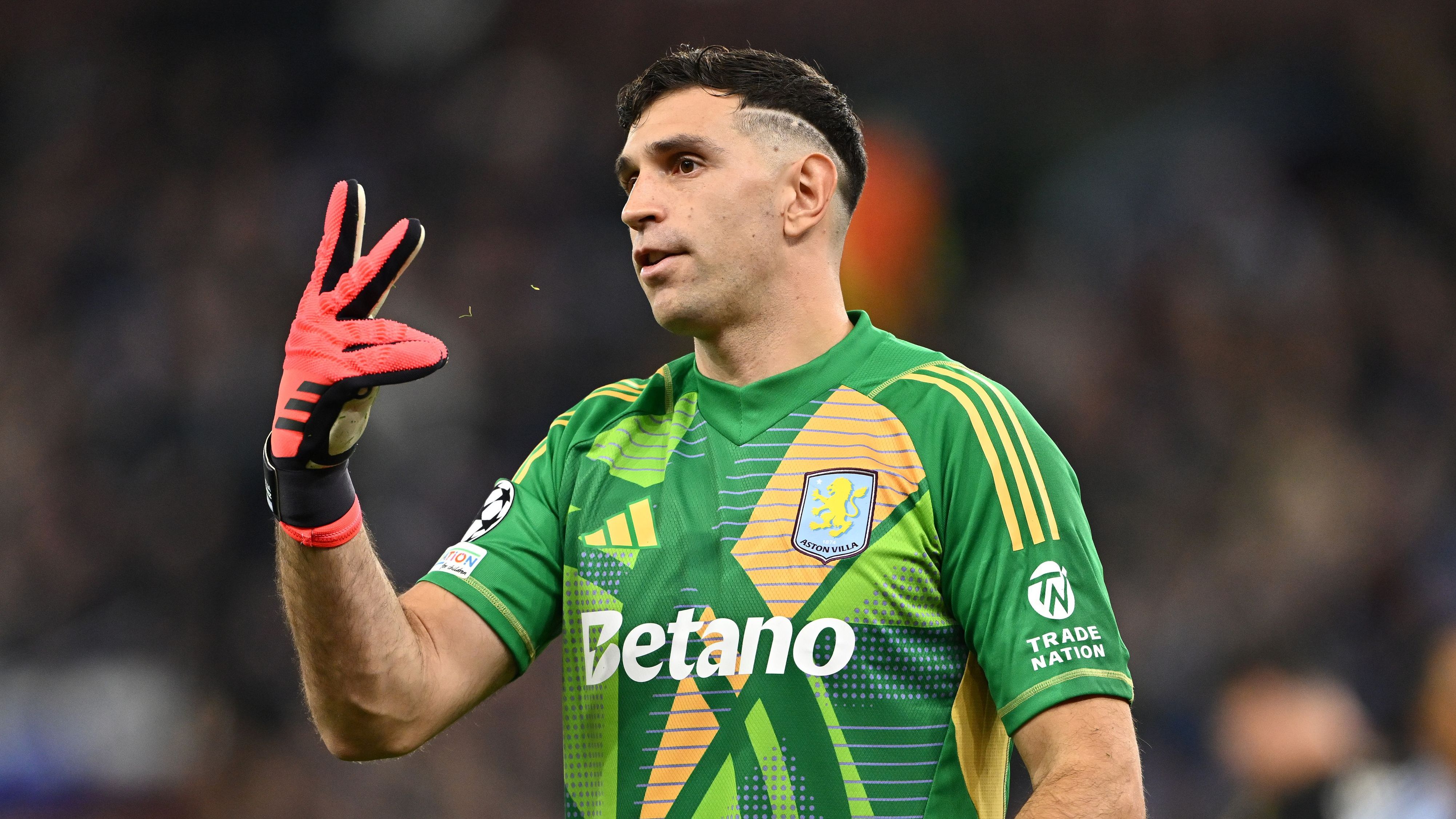 Emiliano Martinez transfer saga heats up amidst interest from Chelsea, Manchester United, and Saudi Arabia.