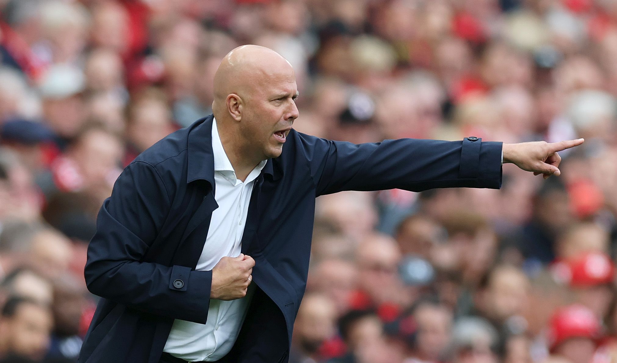 Liverpool edge closer to new signing as €35m teenager ready to jump at the chance to join Arne Slot's side from Parma