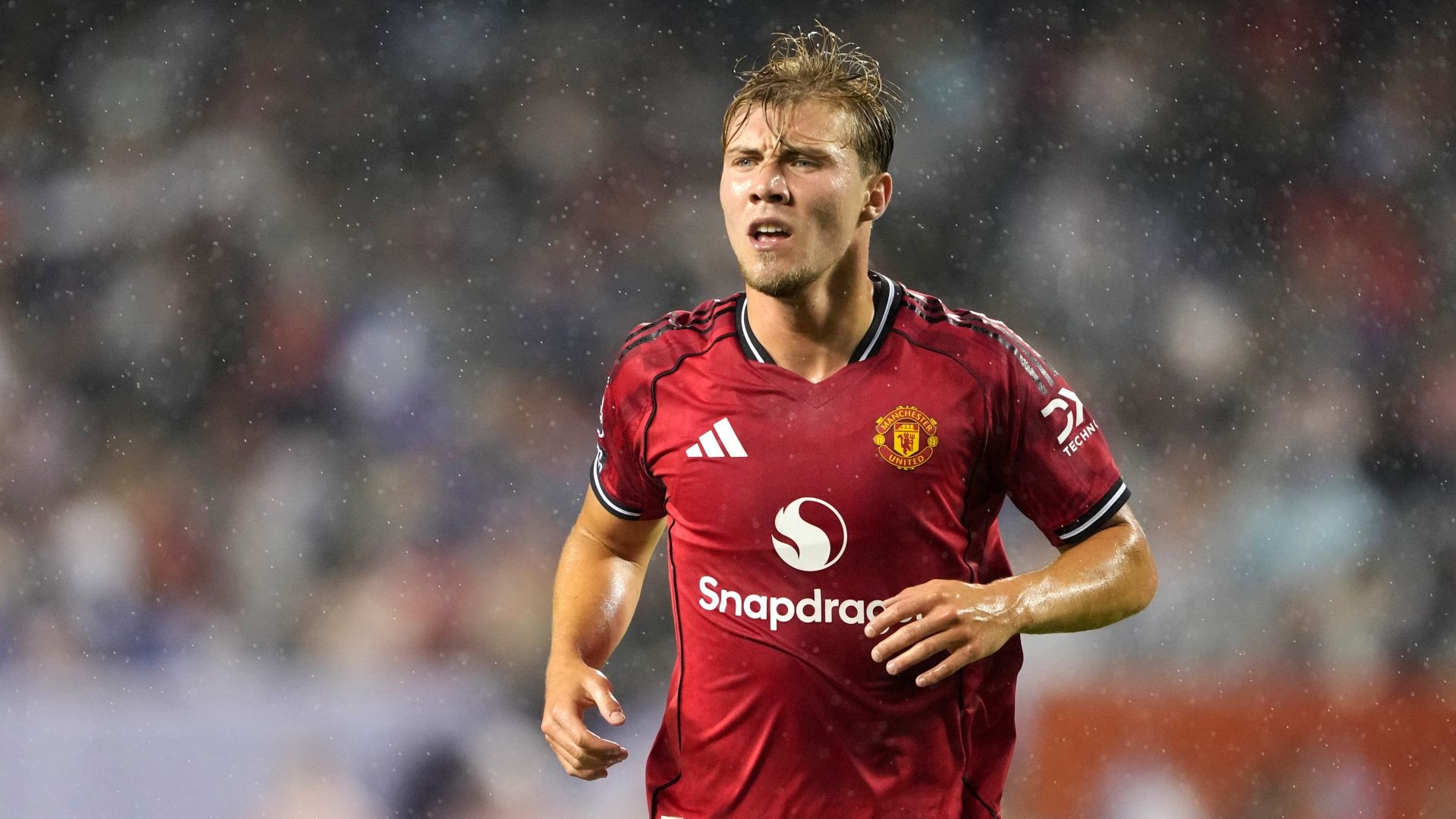 Rasmus Hojlund to link up with Harry Kane?! Striker offered to Bayern Munich as Man Utd look to get rid of £72m flop