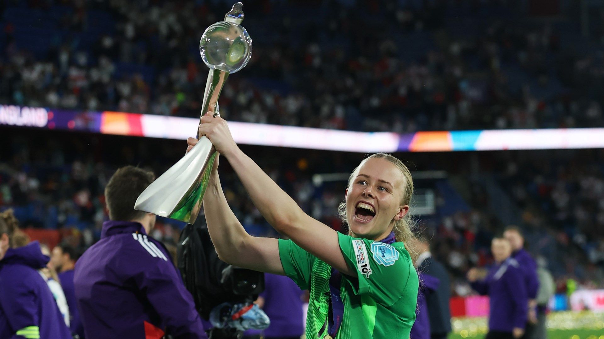 Hannah Hampton reveals she threw Spain goalkeeper Cata Coll's water bottle into the crowd after seeing list of England penalty takers before Euro 2025 win