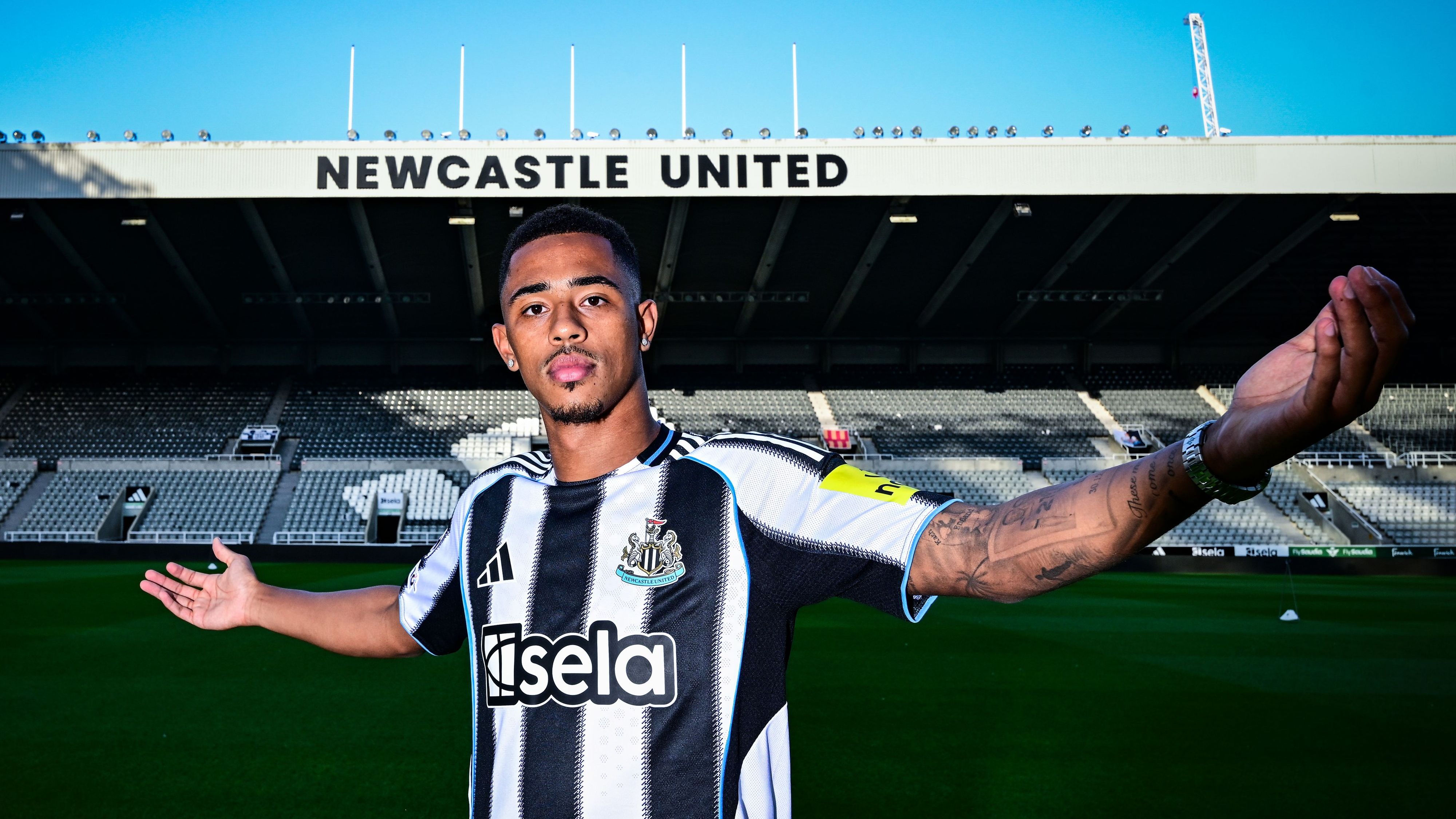 'You don't know the half' - Aston Villa star Tyrone Mings shares pointed message as academy product Jacob Ramsey completes £44m Newcastle transfer