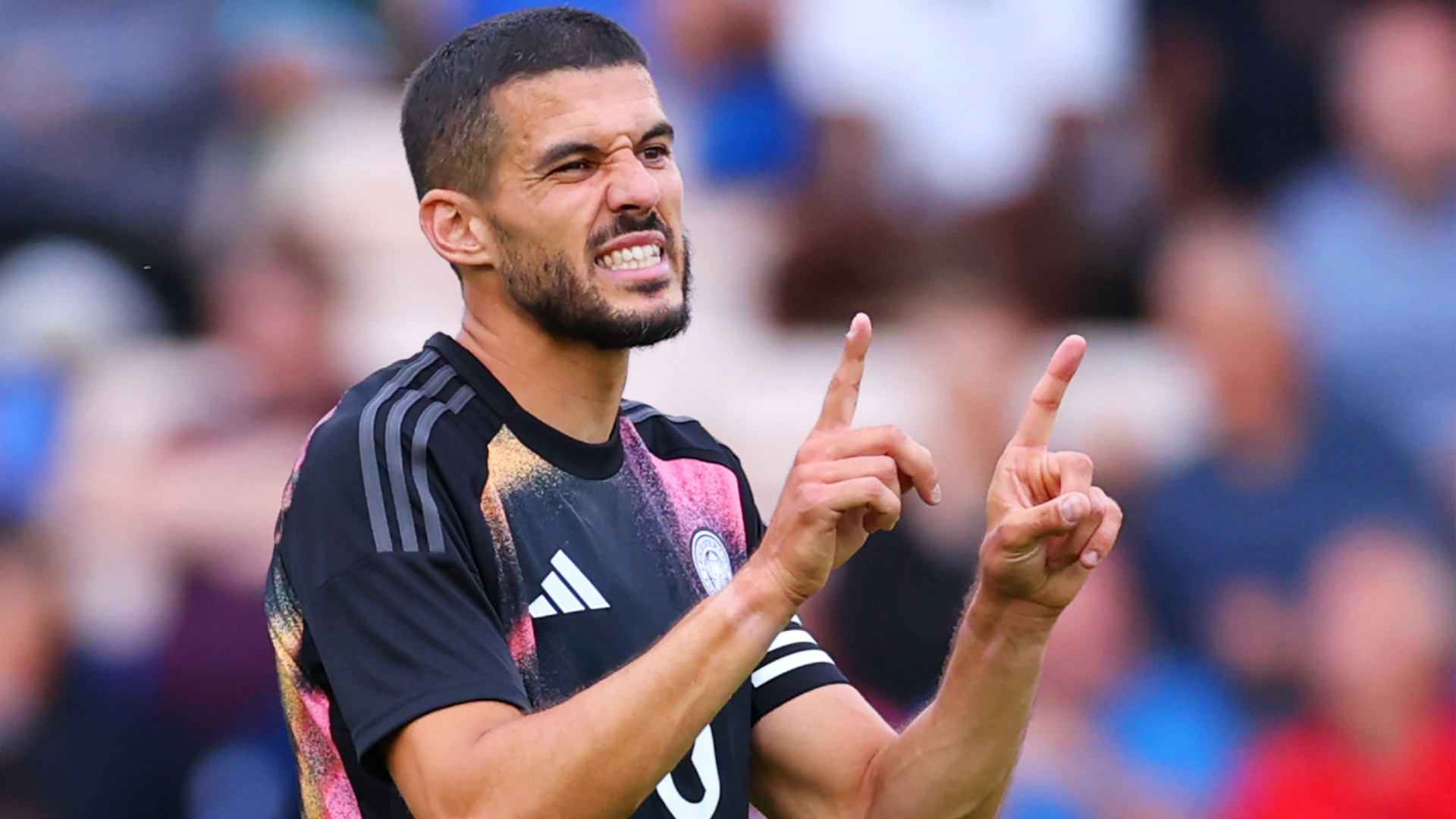 'Big fella' Ryan Reynolds to PLAY for Wrexham?! Conor Coady suggests Hollywood co-owner could join him in heart of Red Dragons defence