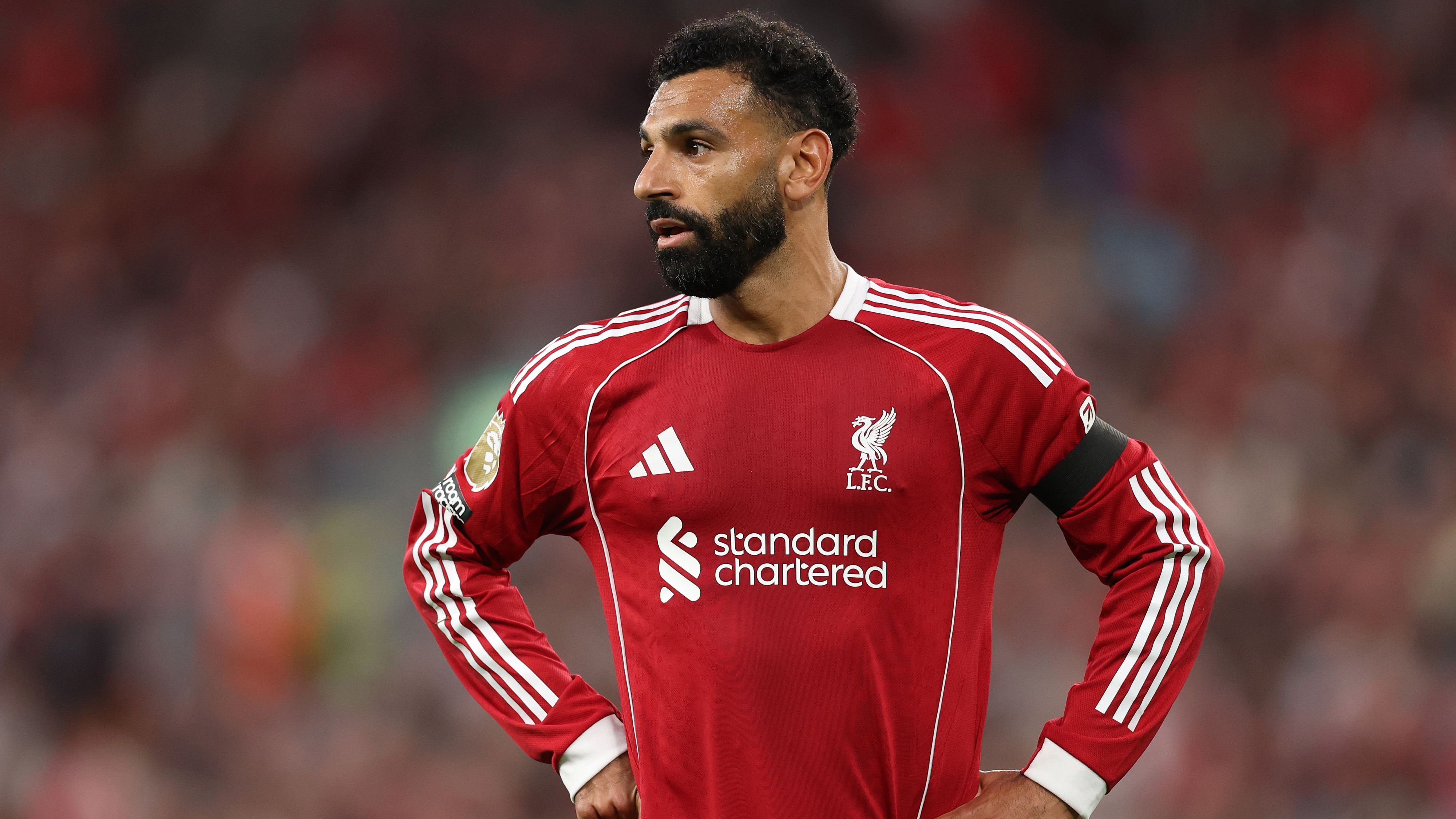 أصر محمد صلاح على أن ليفربول ليس "المرشح المفضل" للفوز بلقب الدوري الإنجليزي الممتاز، حيث اختار فريقًا "لديه فرصة جيدة حقًا" لخلع فريق أرن سلوت من على العرش.