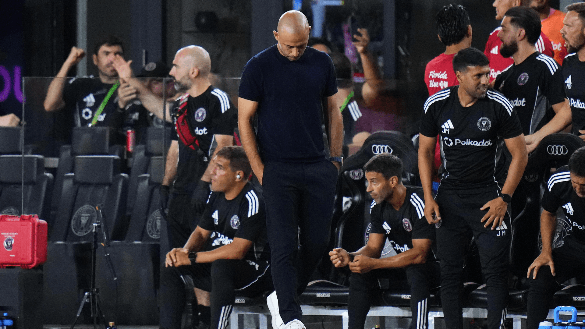 أكد كأس الدوري أن مدرب إنتر ميامي خافيير ماسكيرانو تصرف وفقًا لقواعد البطولة في حادثة الهاتف المحمول بعد البطاقة الحمراء