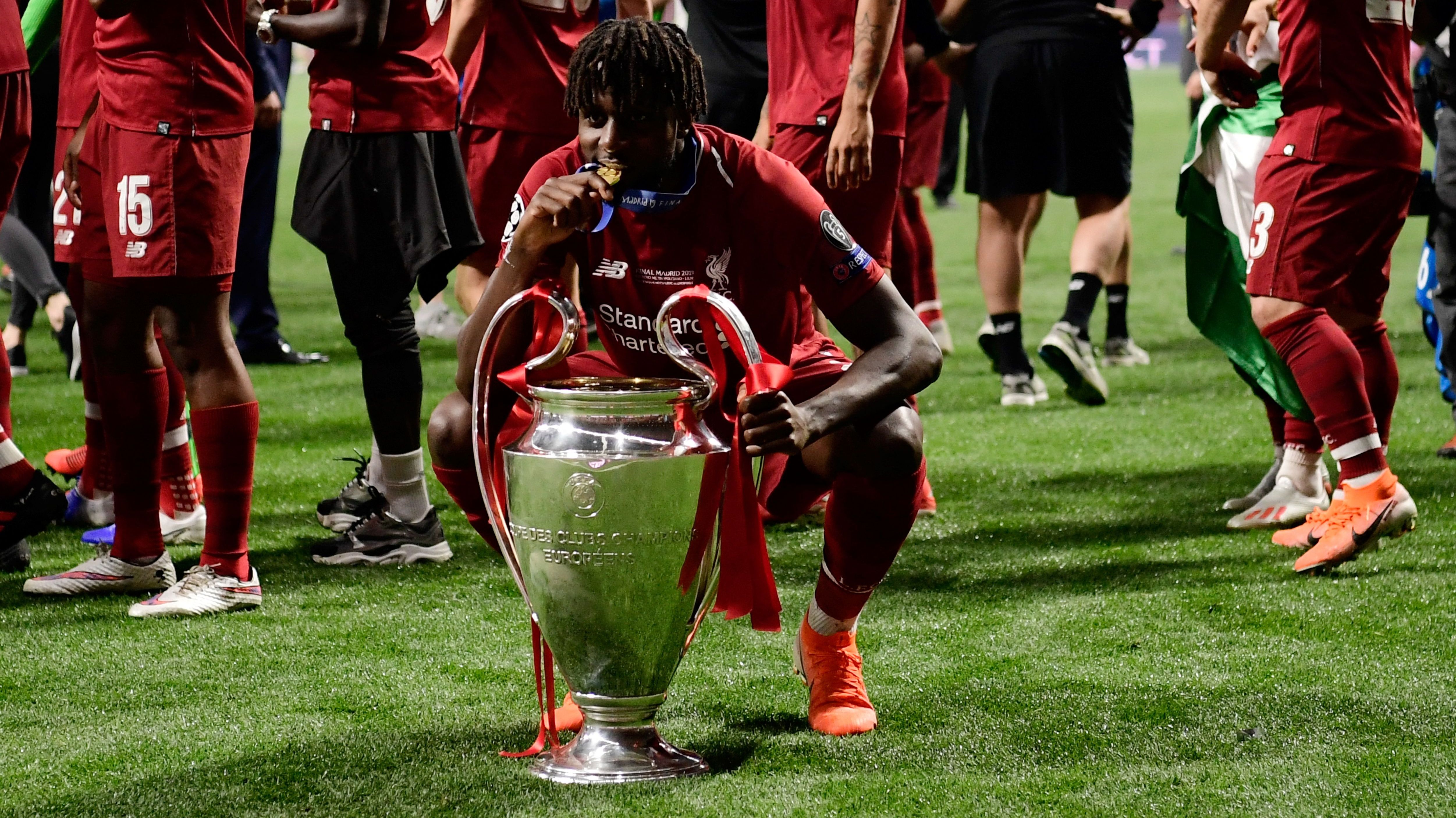 هل يصبح نجم ليفربول السابق لاعبًا حرًا؟ بطل دوري أبطال أوروبا يستعد لفسخ عقده بعد تراجعه في ترتيبه بعد خروجه من أنفيلد.