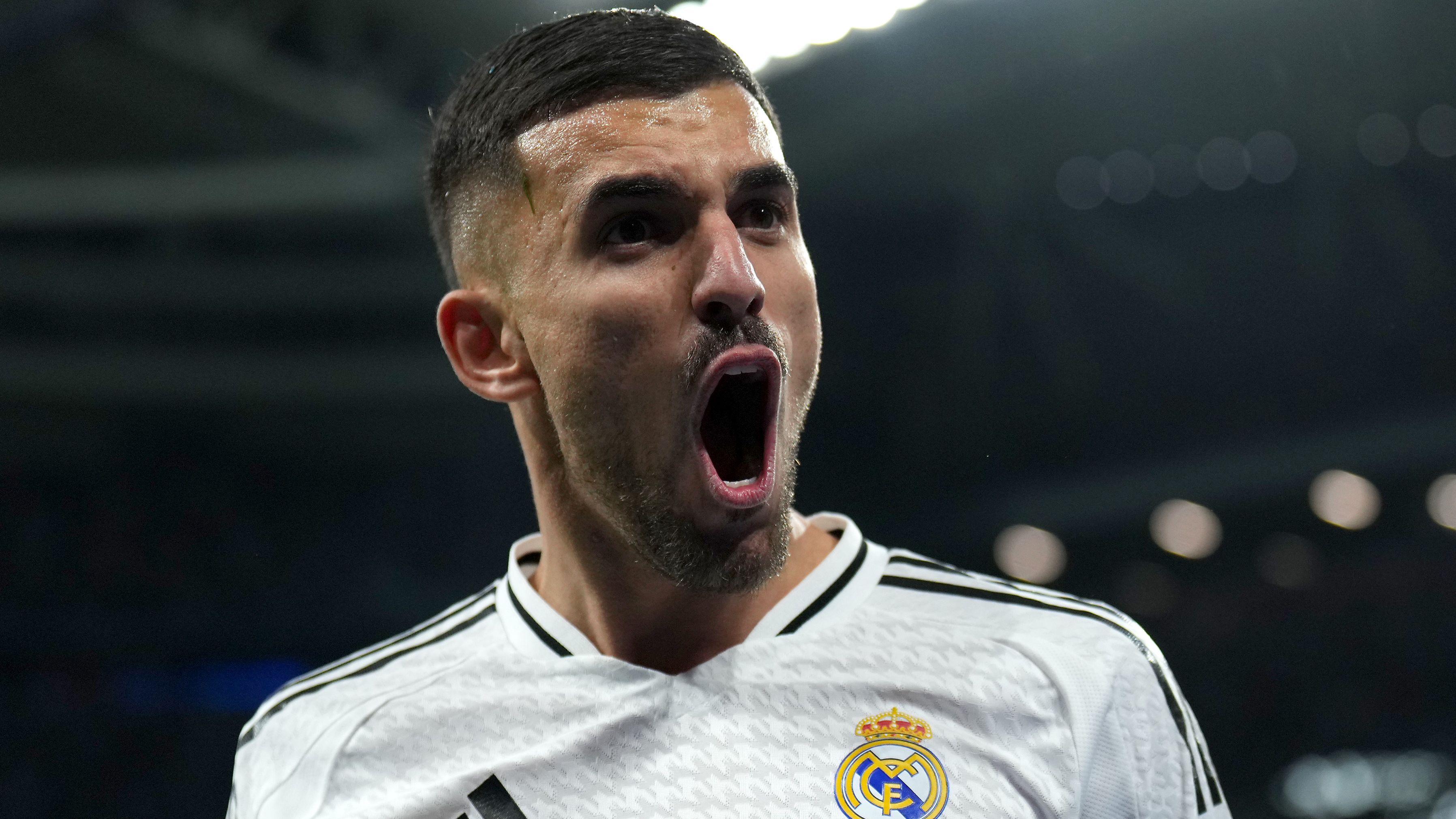 مارسيليا وريال مدريد يقتربان من التوصل لاتفاق بشأن لاعب خط الوسط، حيث أثبت وعد روبرتو دي زيربي أنه حيوي في قرار الانتقال