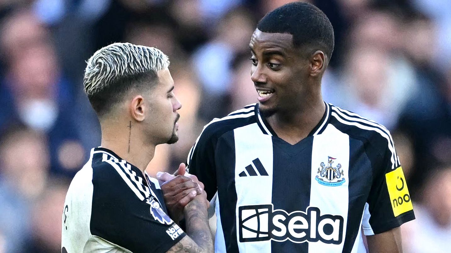 "نأمل في استعادة أفضل لاعب لدينا" - برونو جيماريش "يفتقد بشدة" ألكسندر إيزاك بينما يعترف قائد نيوكاسل بأنه "لم يكن على اتصال" بالمهاجم المنفي وسط ملحمة انتقالات ليفربول