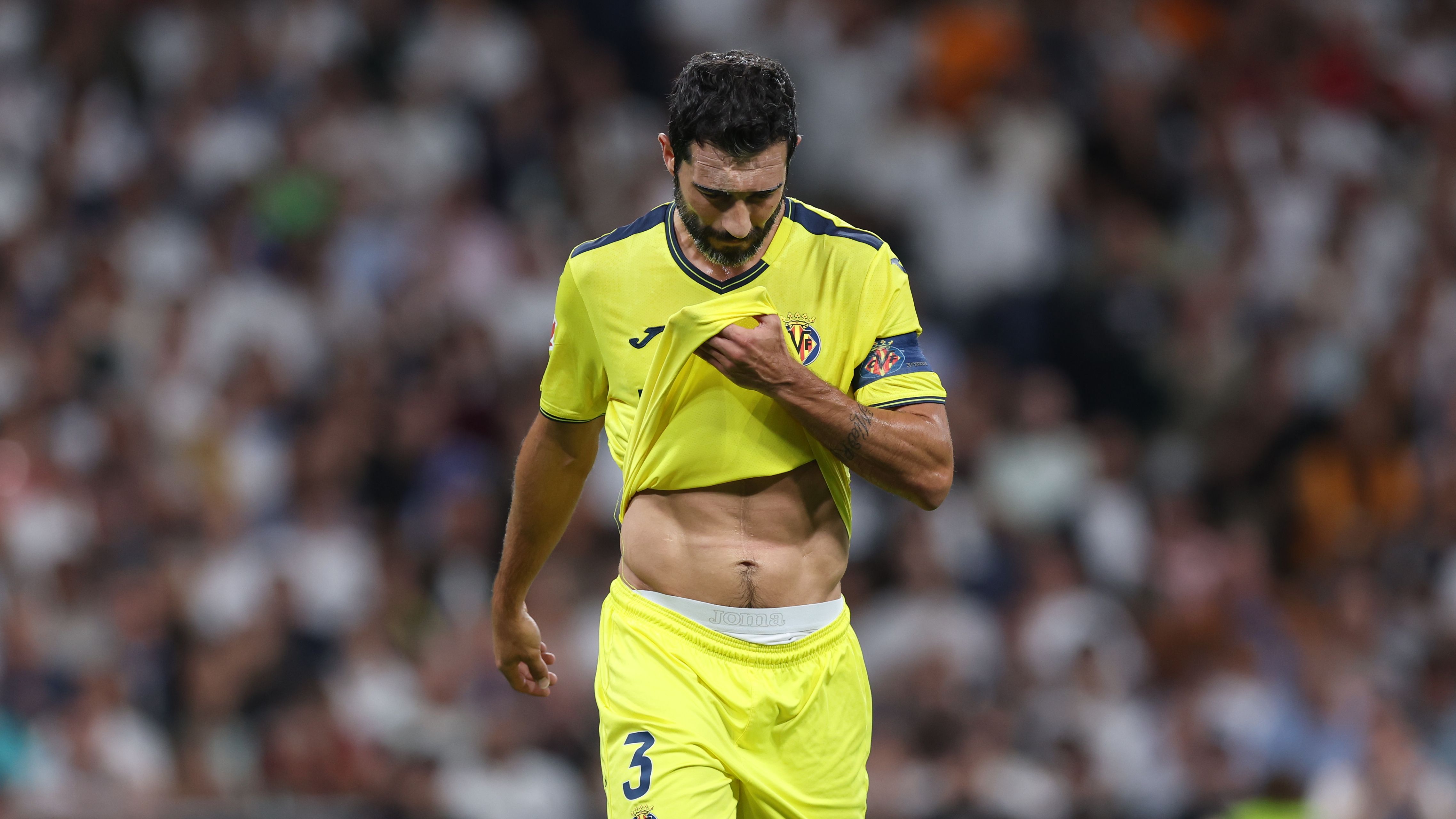 Ex-Real Madrid star Raul Albiol won't be stopped as centre-back eyes Serie A return at 39 after leaving Villarreal