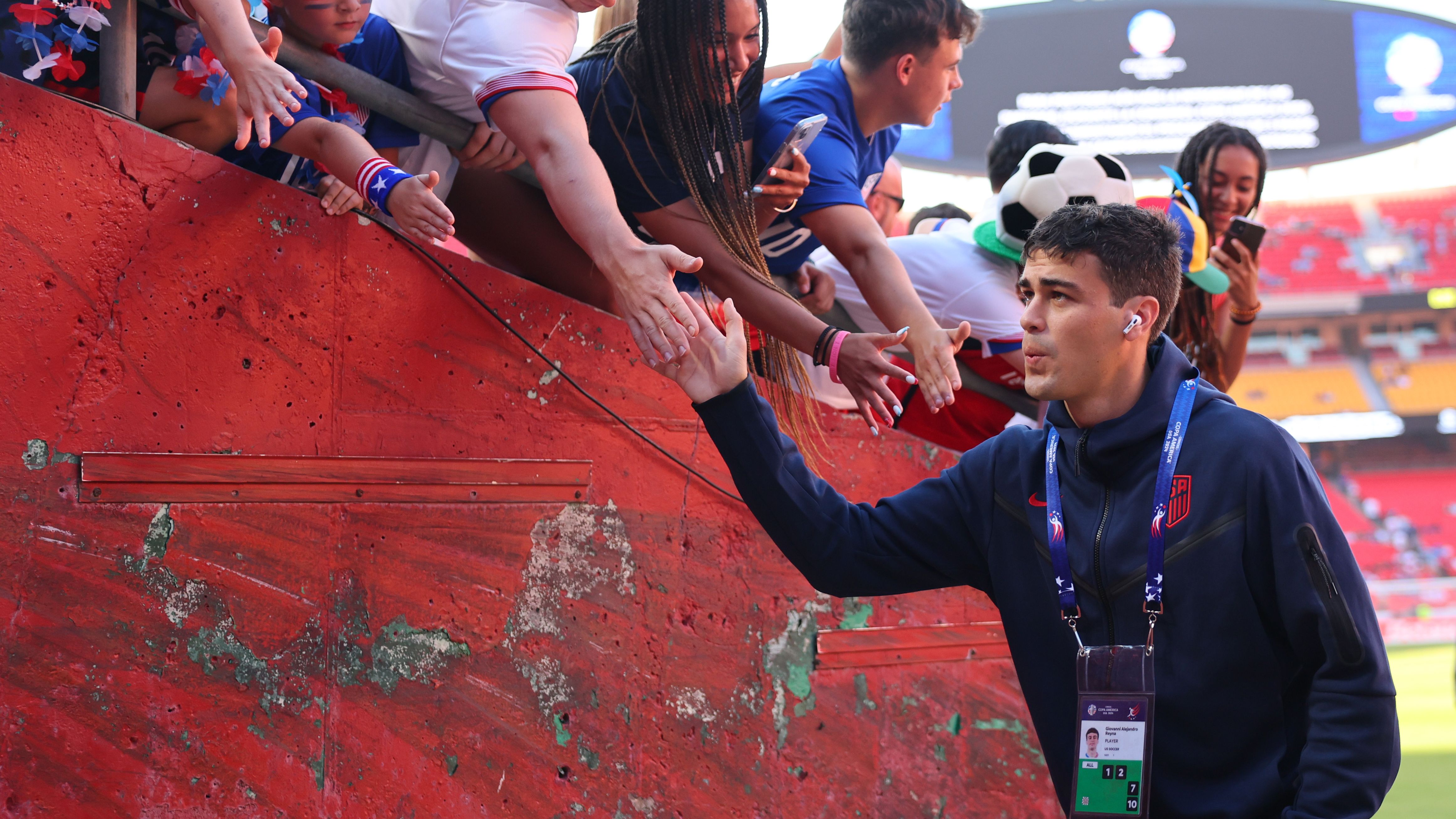 'A change was needed' - USMNT's Giovanni Reyna embraces fresh start at Borussia Mönchengladbach after Dortmund departure