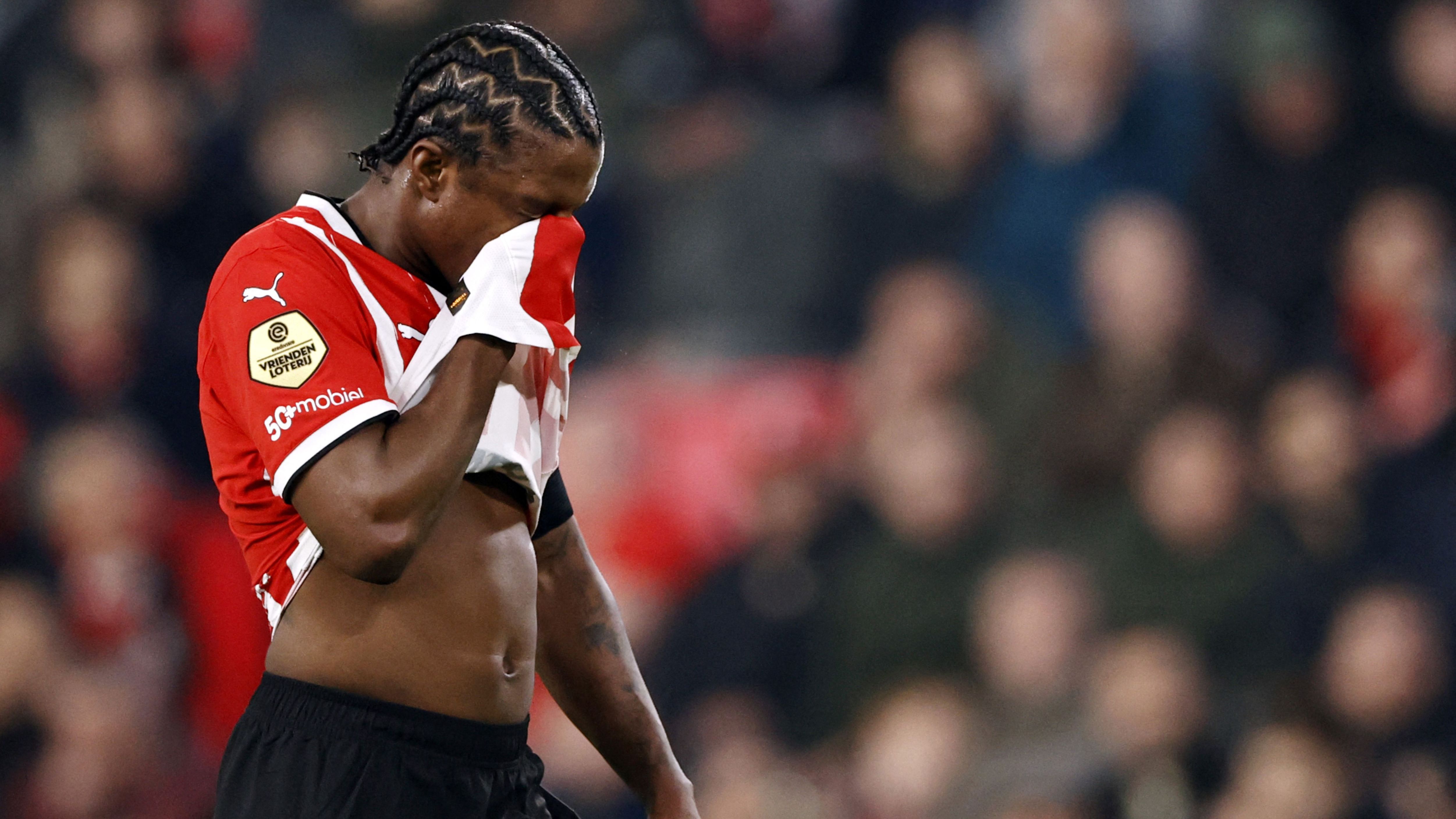 Man Utd in talks with La Liga side as Tyrell Malacia eyes loan move after Roma, Besiktas and Saudi offers fall through