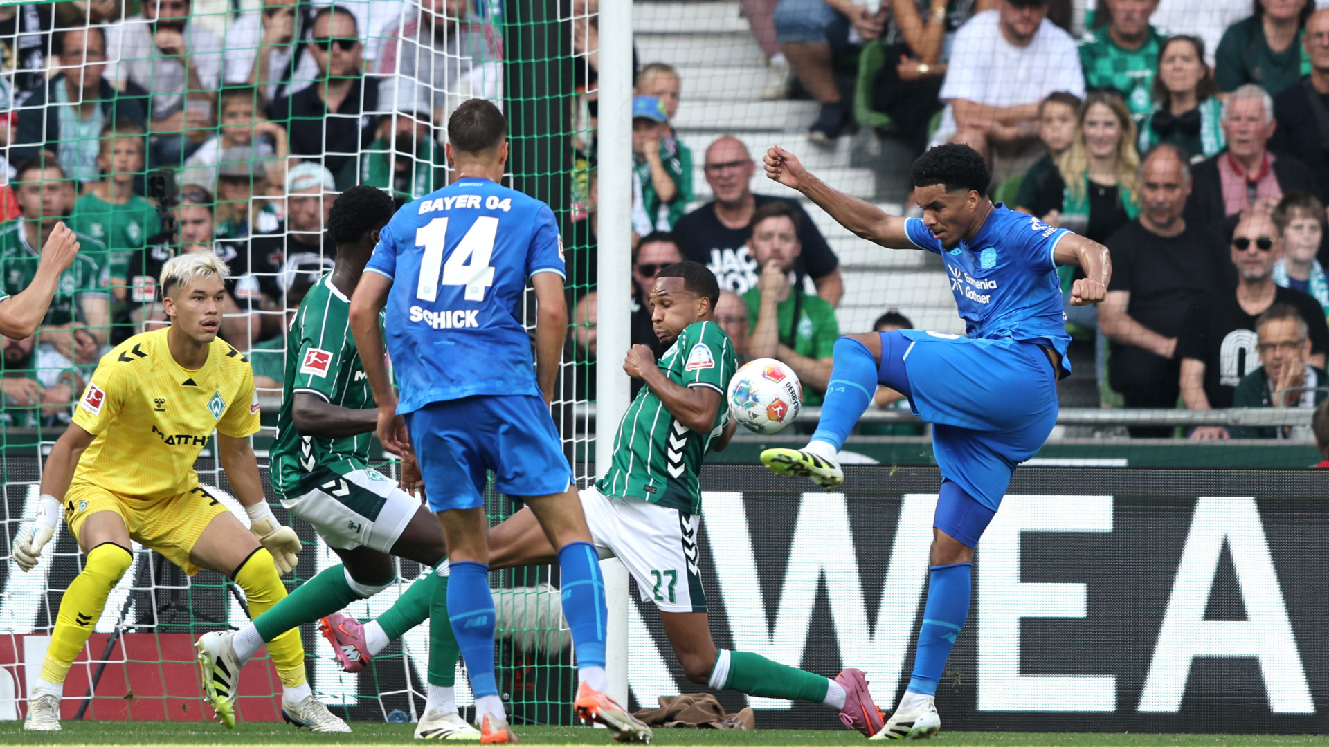 WATCH: USMNT attacking midfielder Malik Tillman scores on Bayer Leverkusen debut after PSV switch